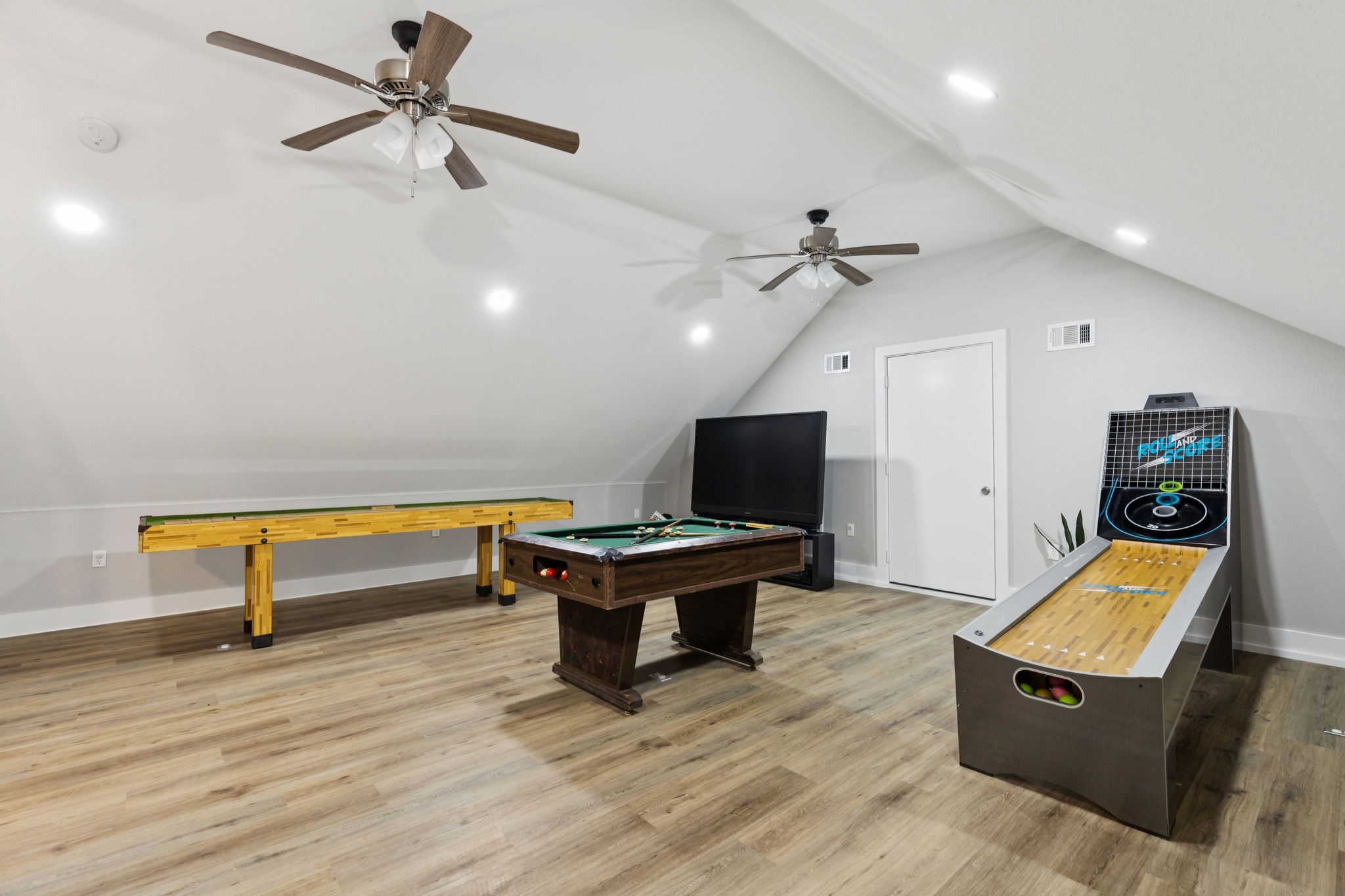4879 Geren Trail