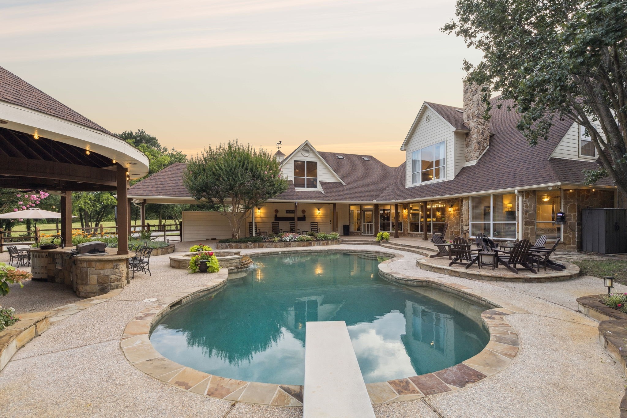 4879 Geren Trail