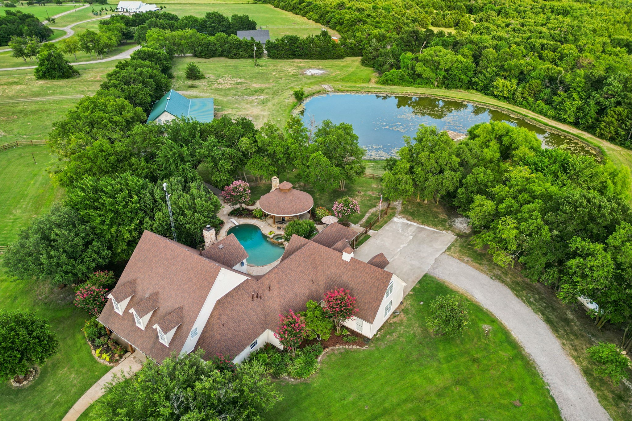 4879 Geren Trail