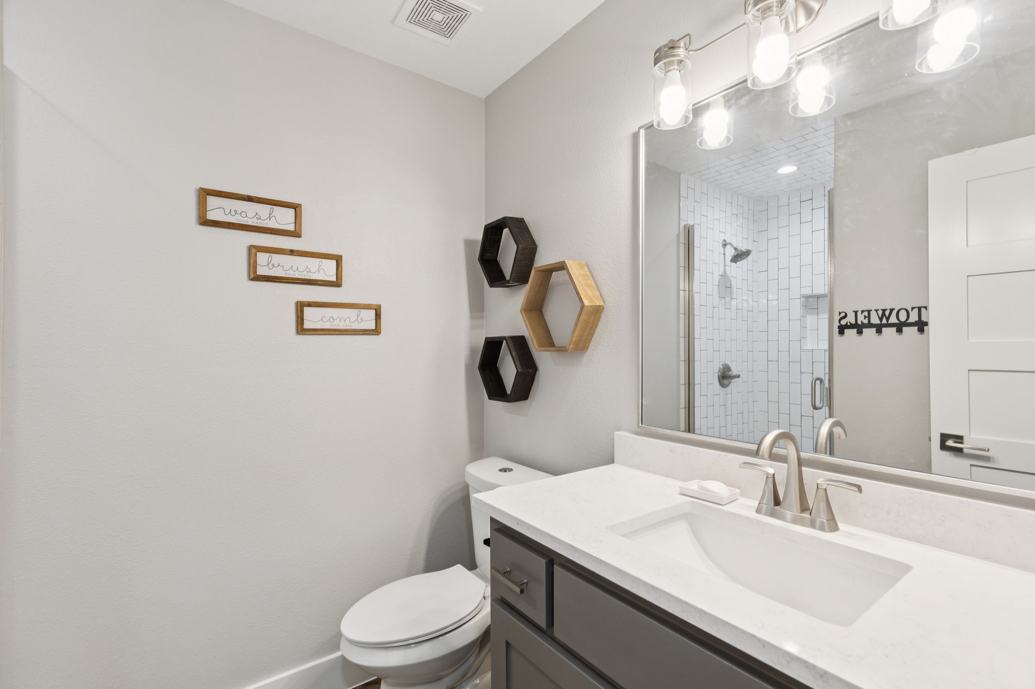 4879 Geren Trail