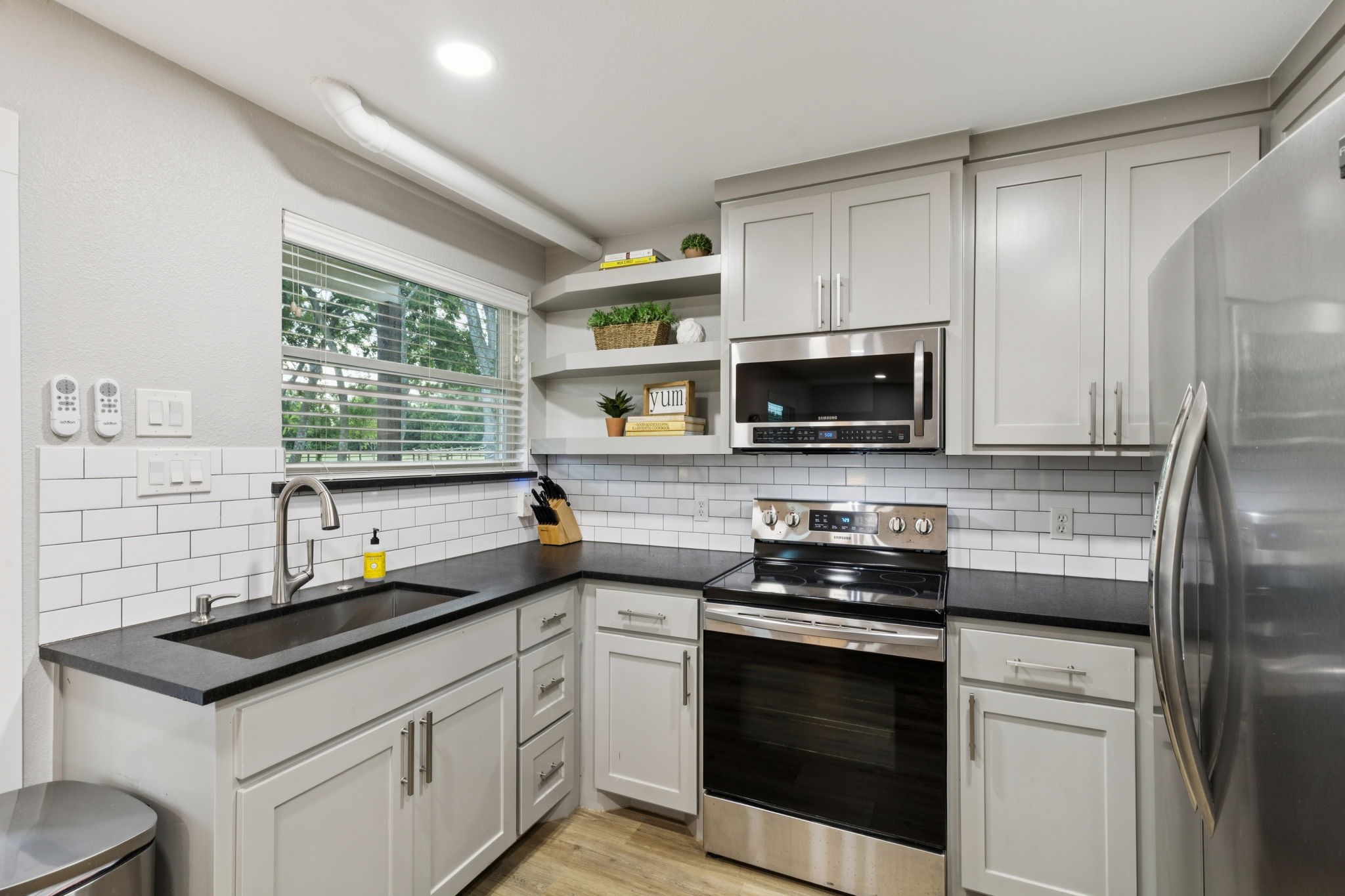 4879 Geren Trail