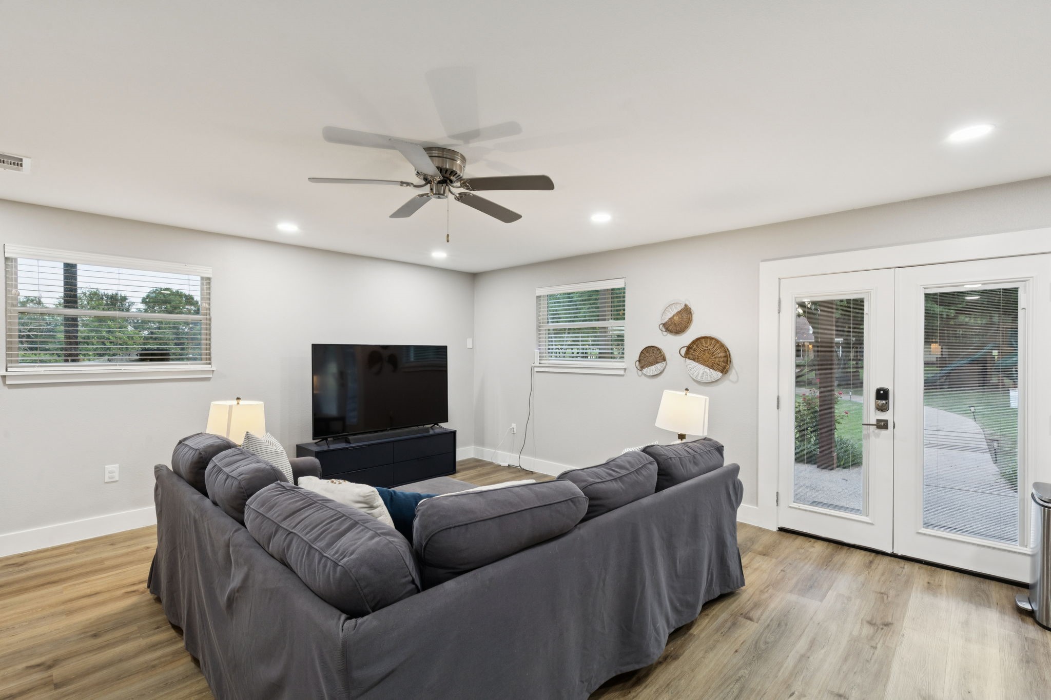 4879 Geren Trail