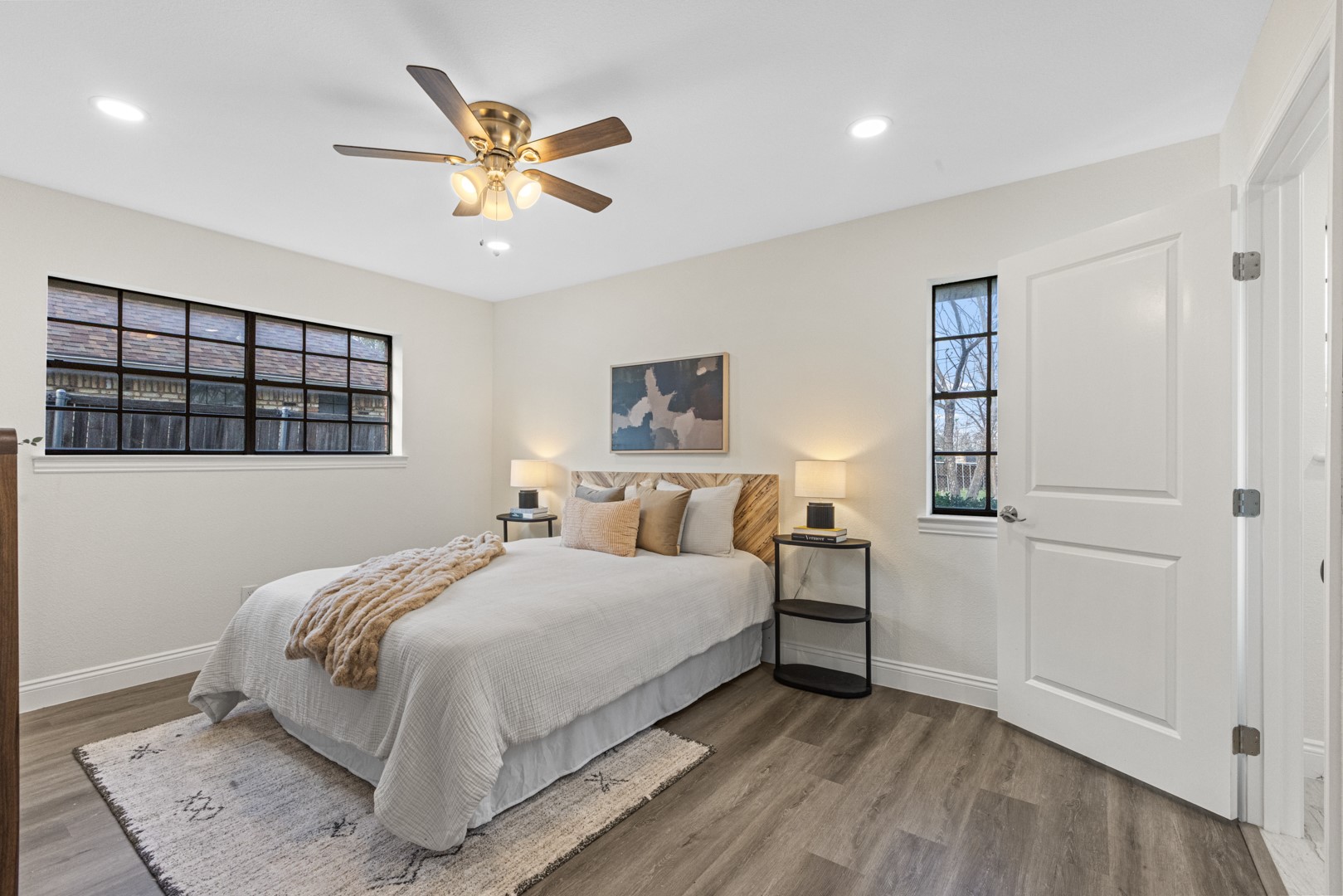 703 S 4th Street