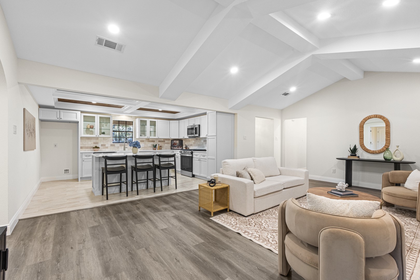 703 S 4th Street