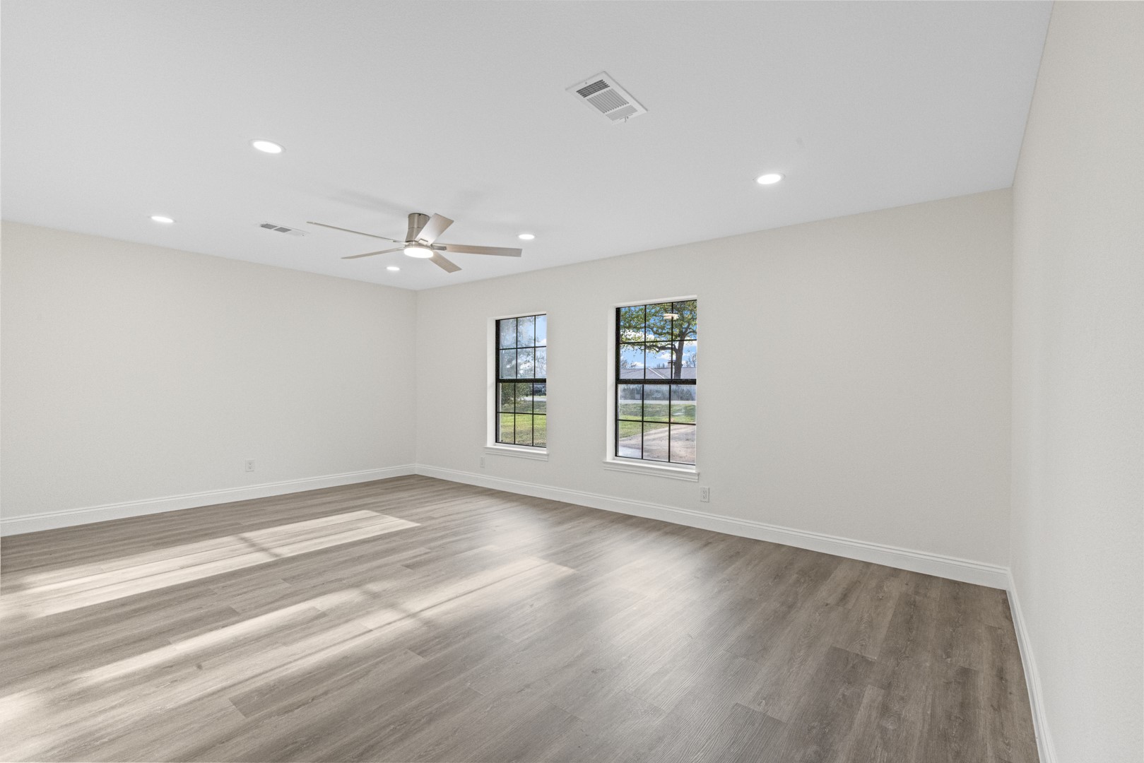 703 S 4th Street
