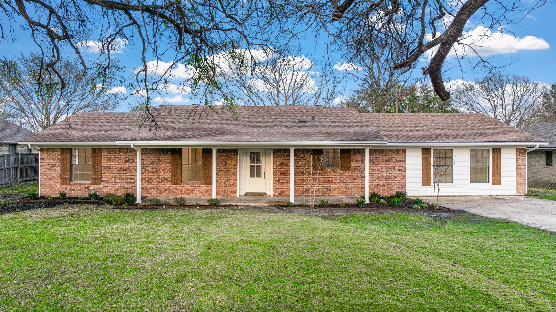 703 S 4th Street
