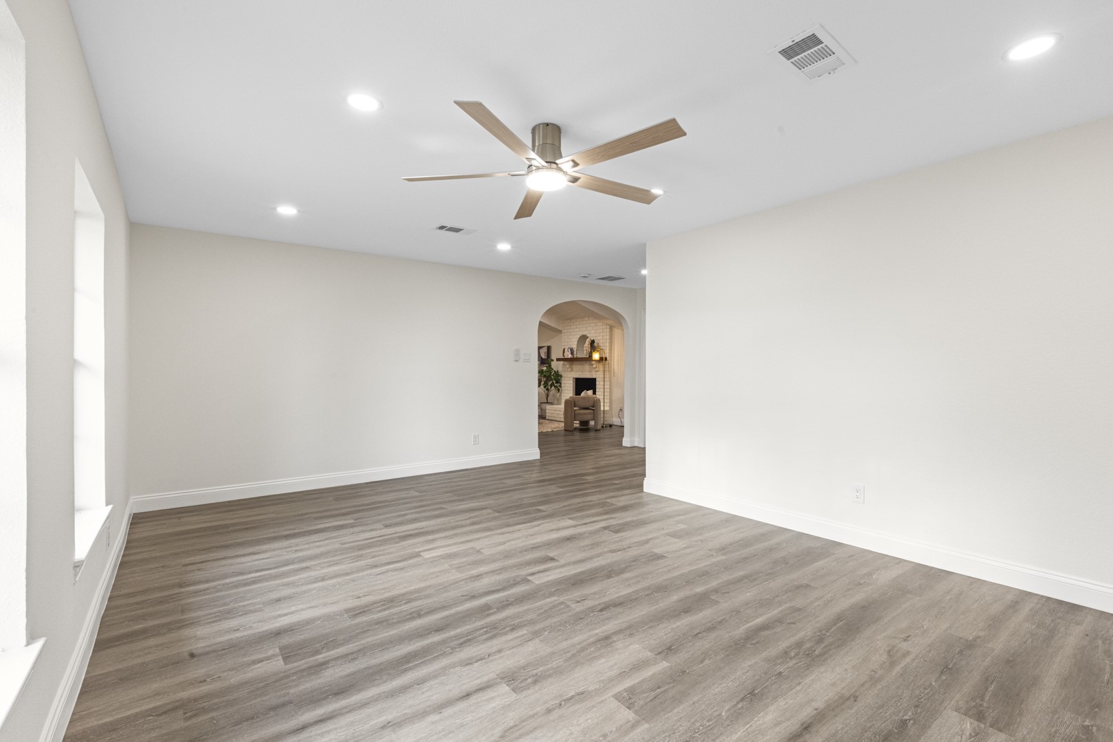 703 S 4th Street
