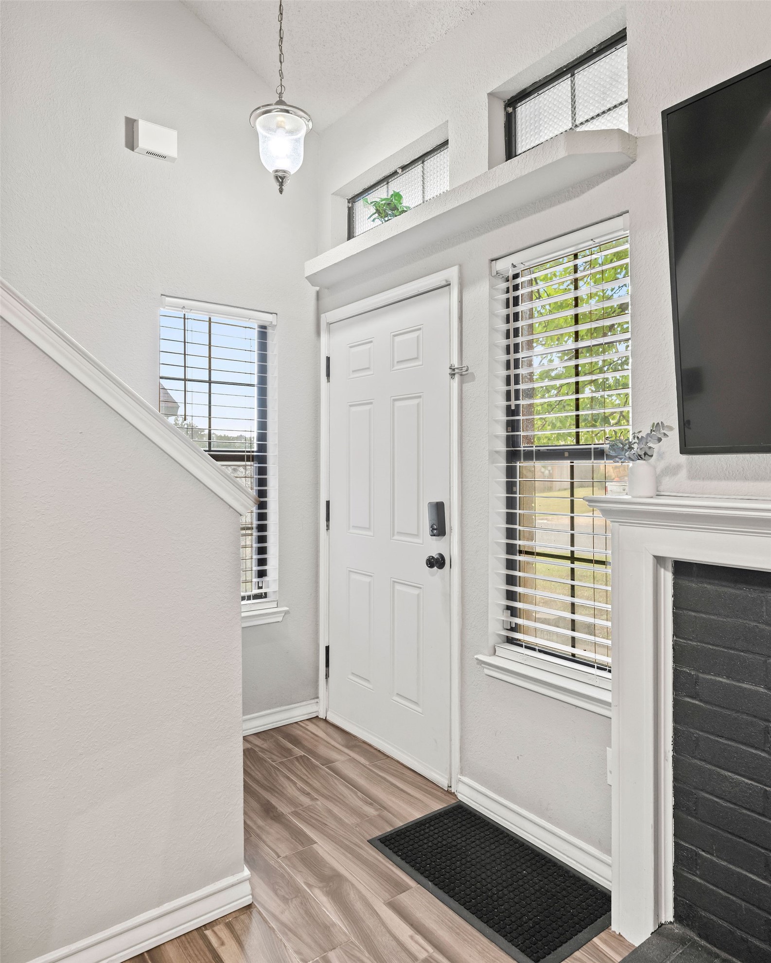 216 Cutting Horse Lane
