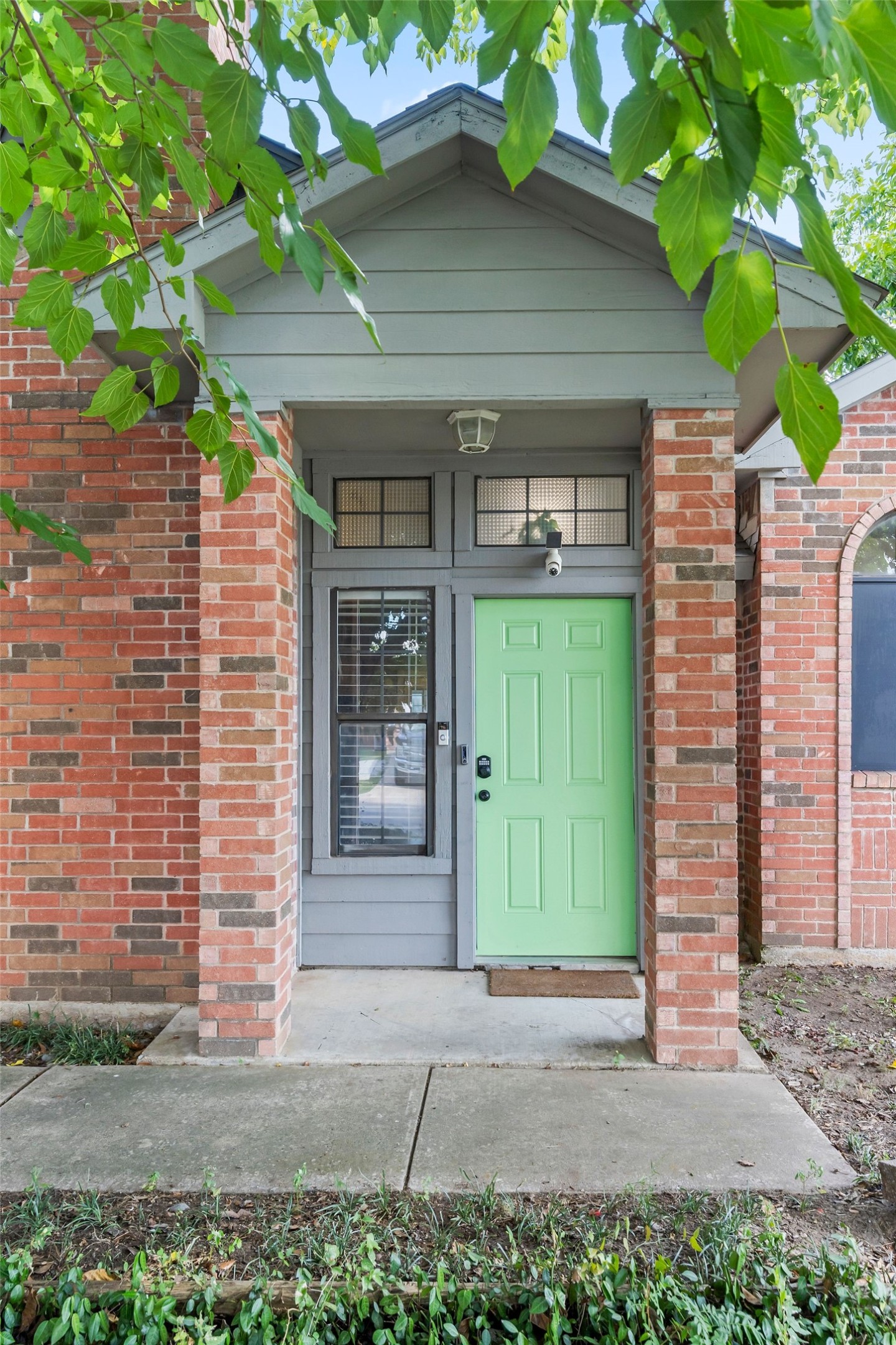 216 Cutting Horse Lane