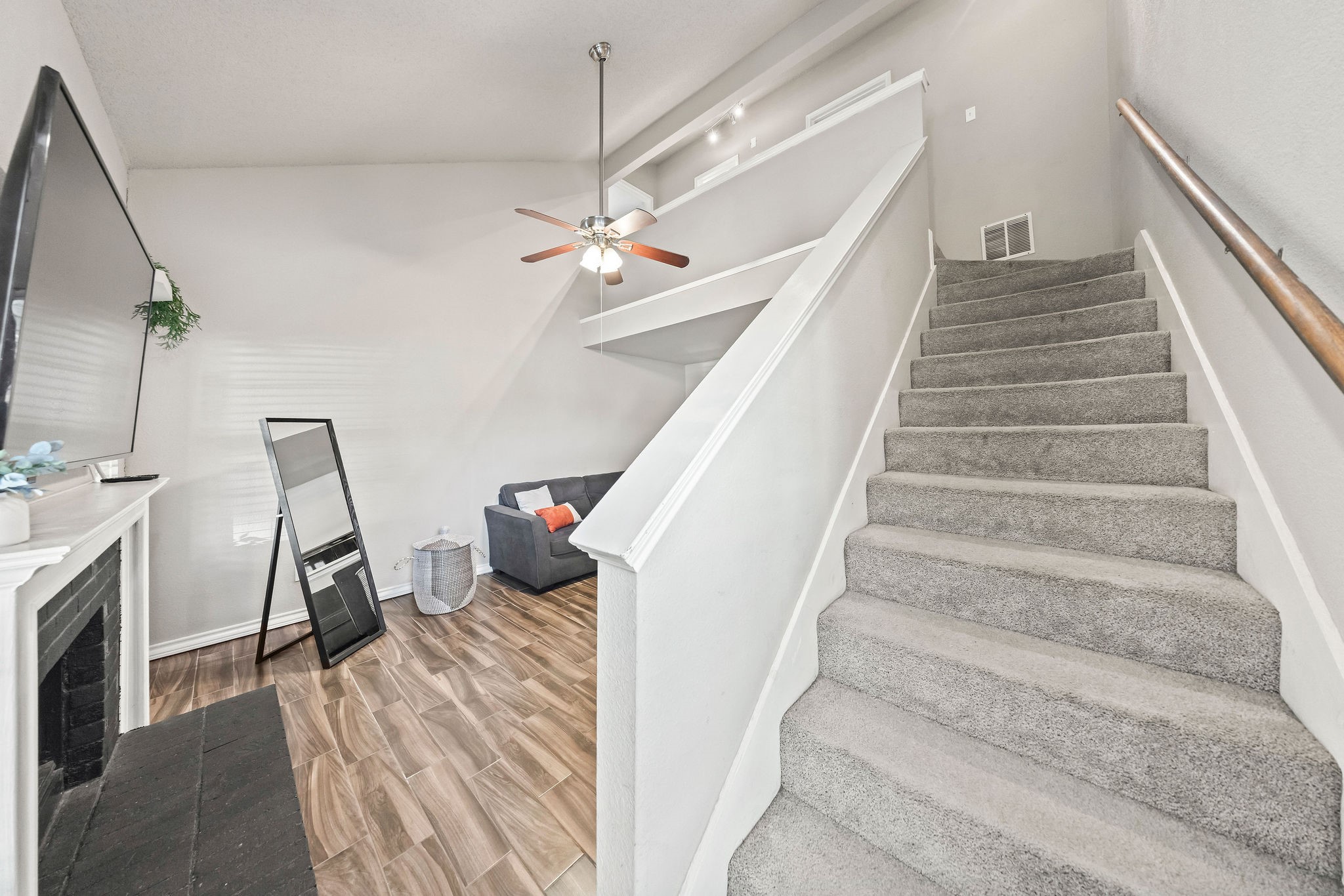 216 Cutting Horse Lane