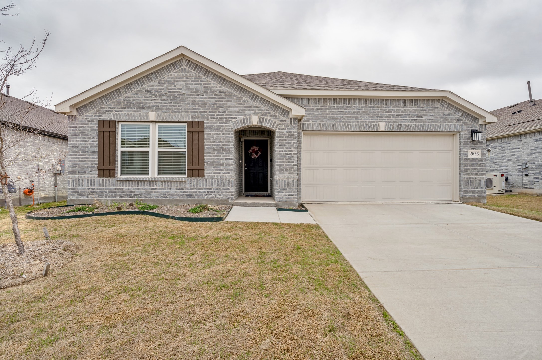 2636 Warren Lane