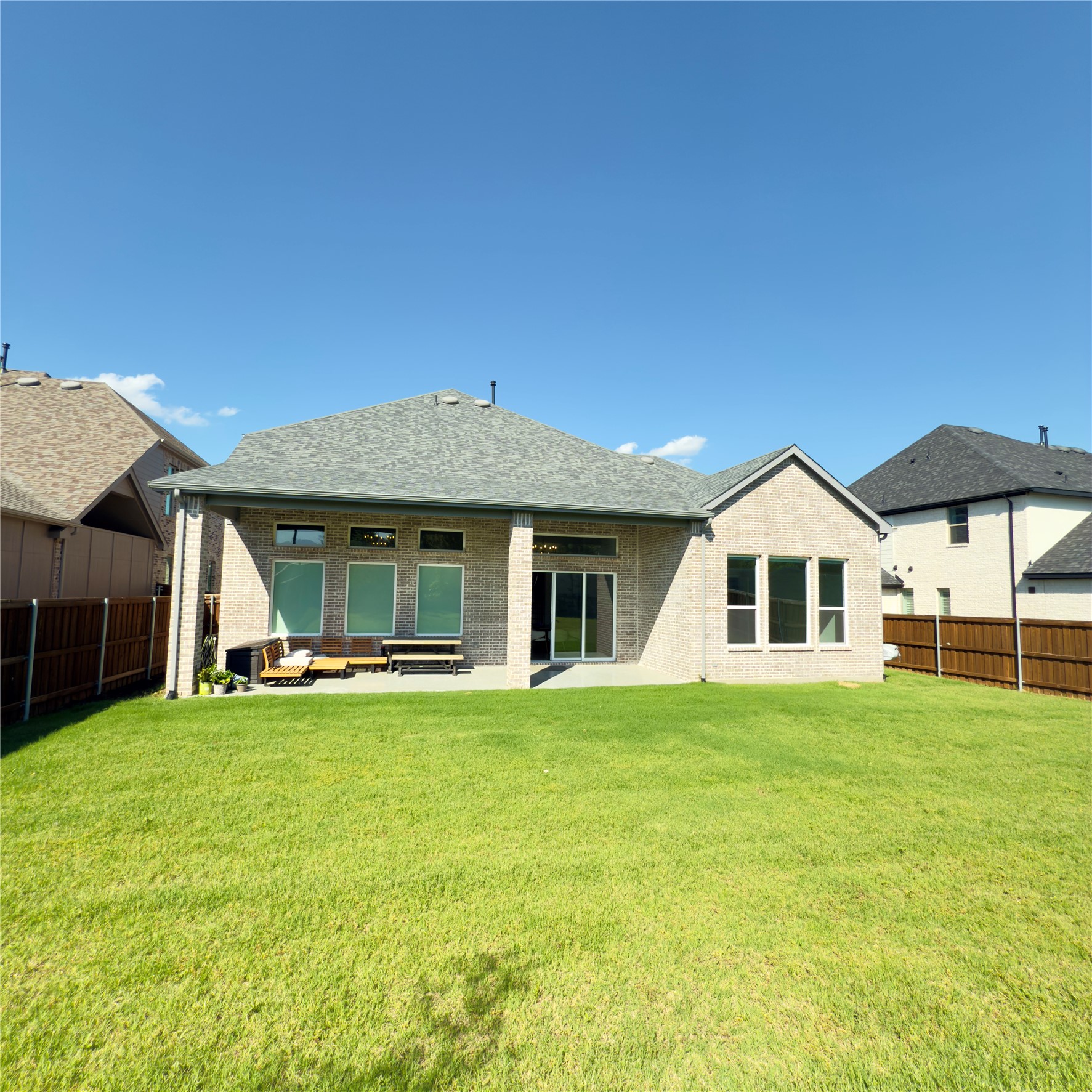 8821 Autumn Lake Trail