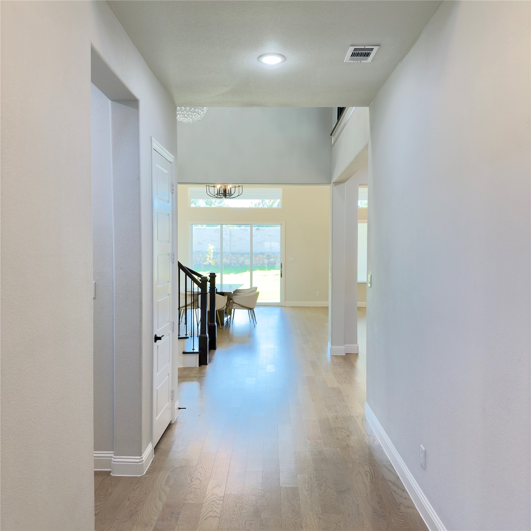 8821 Autumn Lake Trail