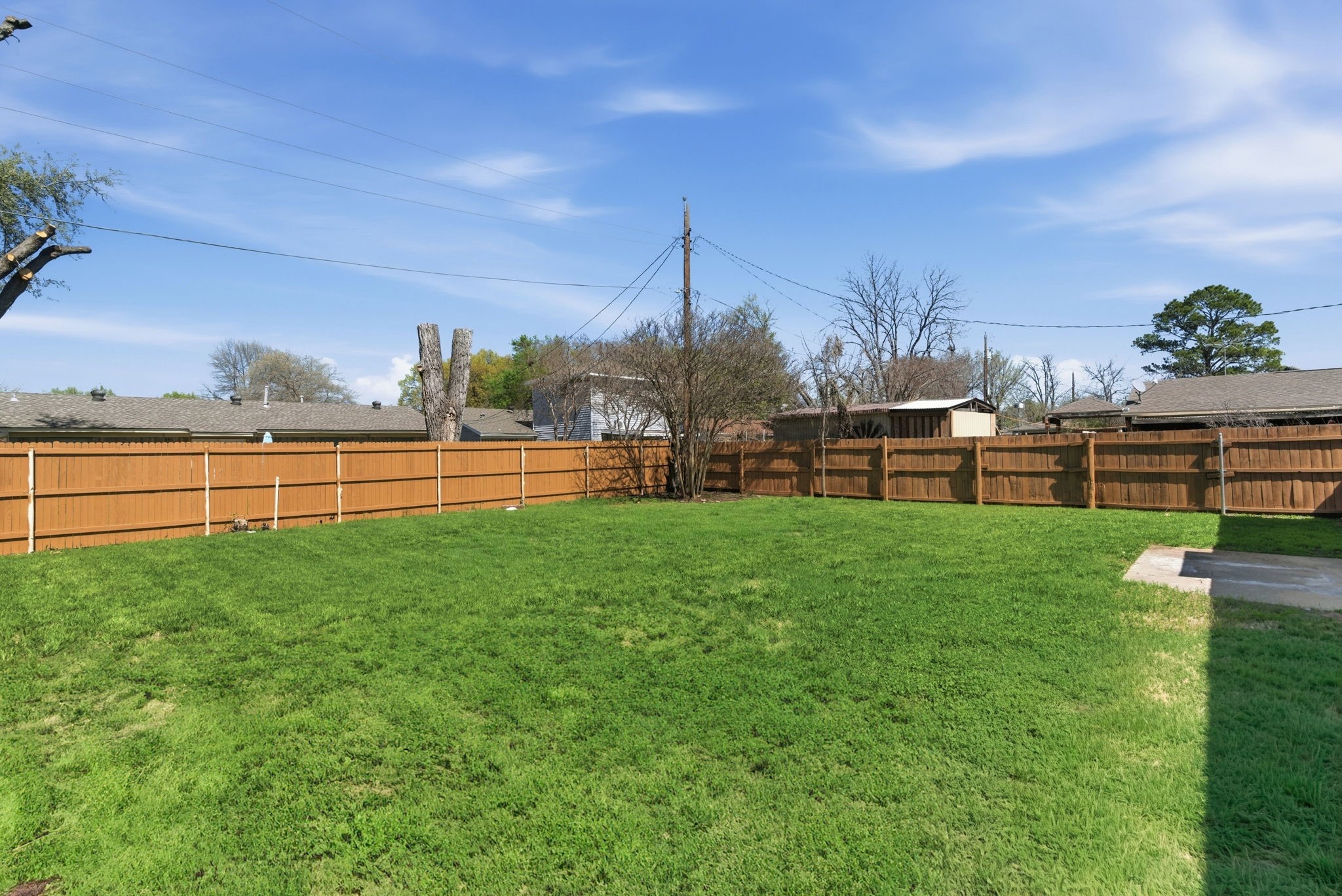 2033 Meadow Glen