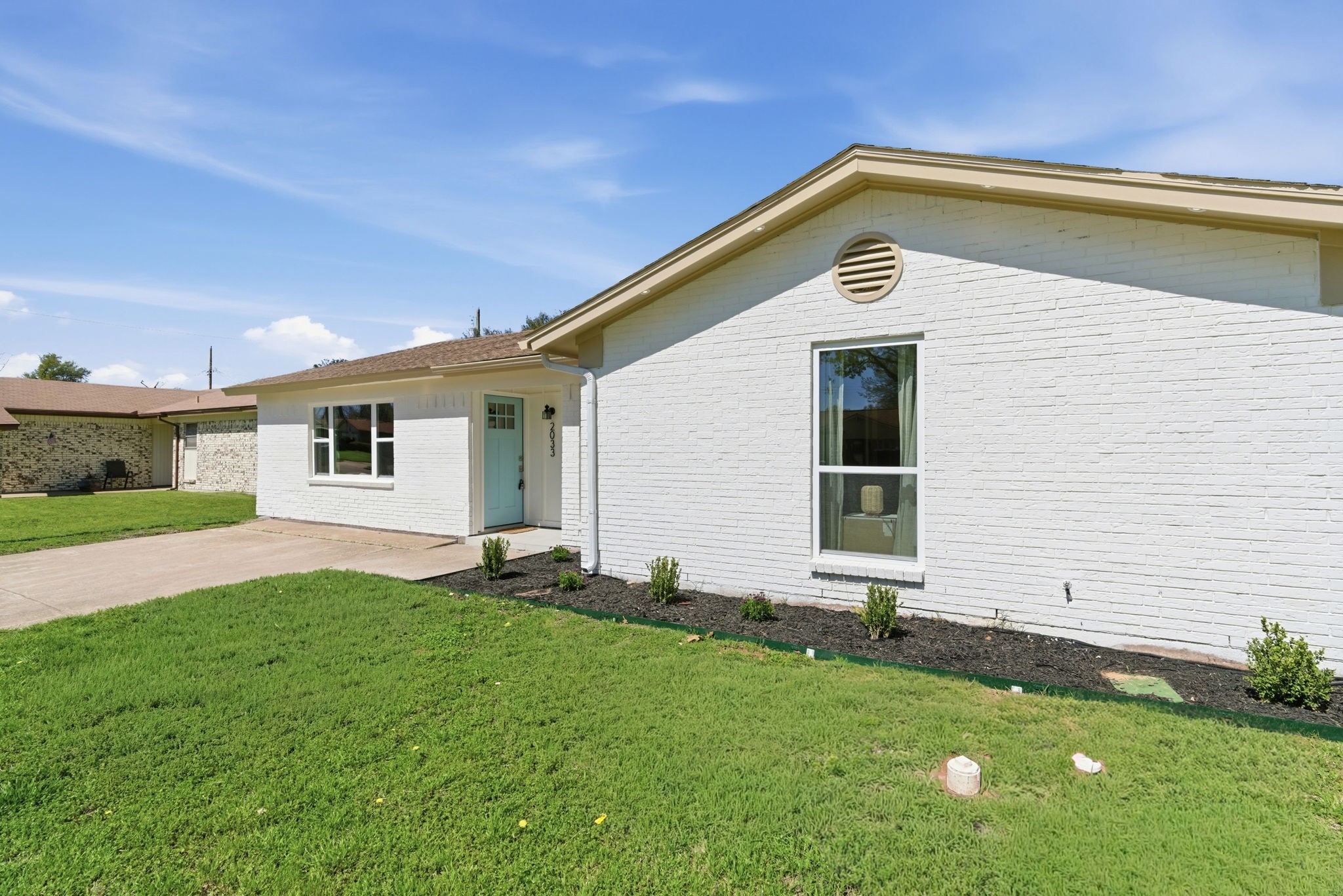 2033 Meadow Glen