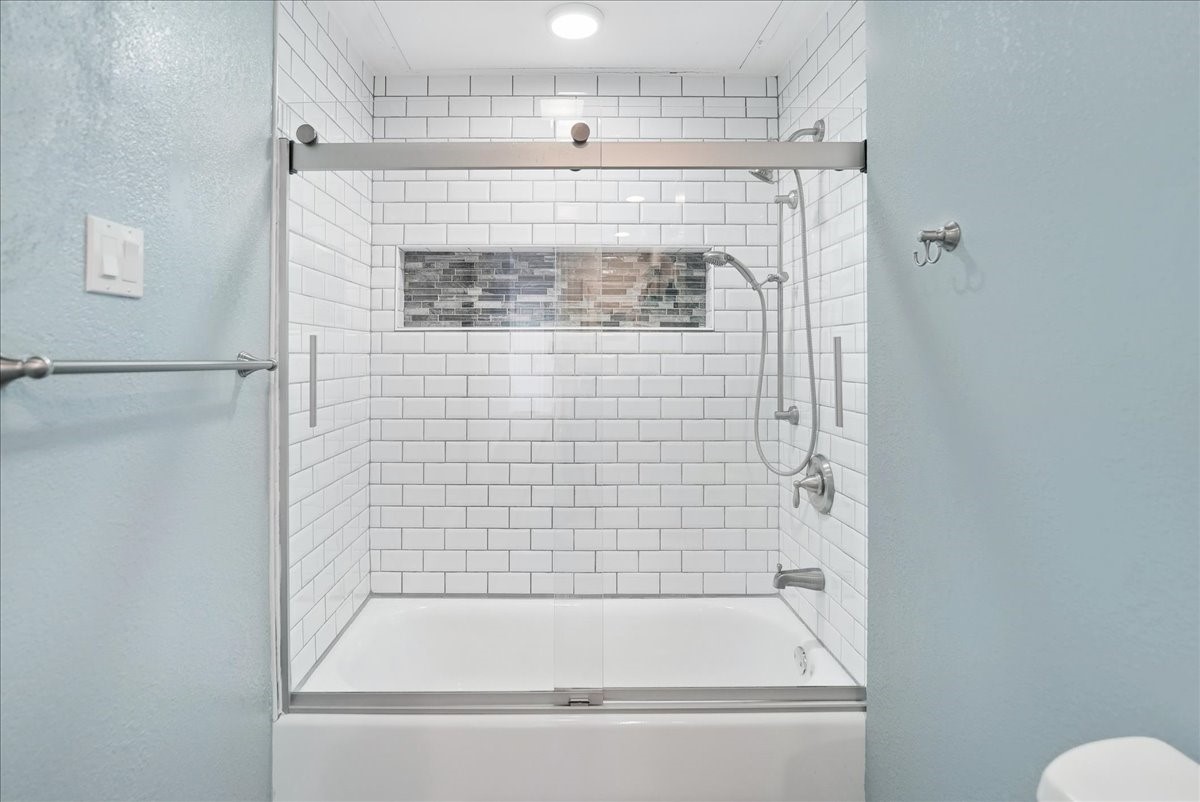 411 Pebble Way 247