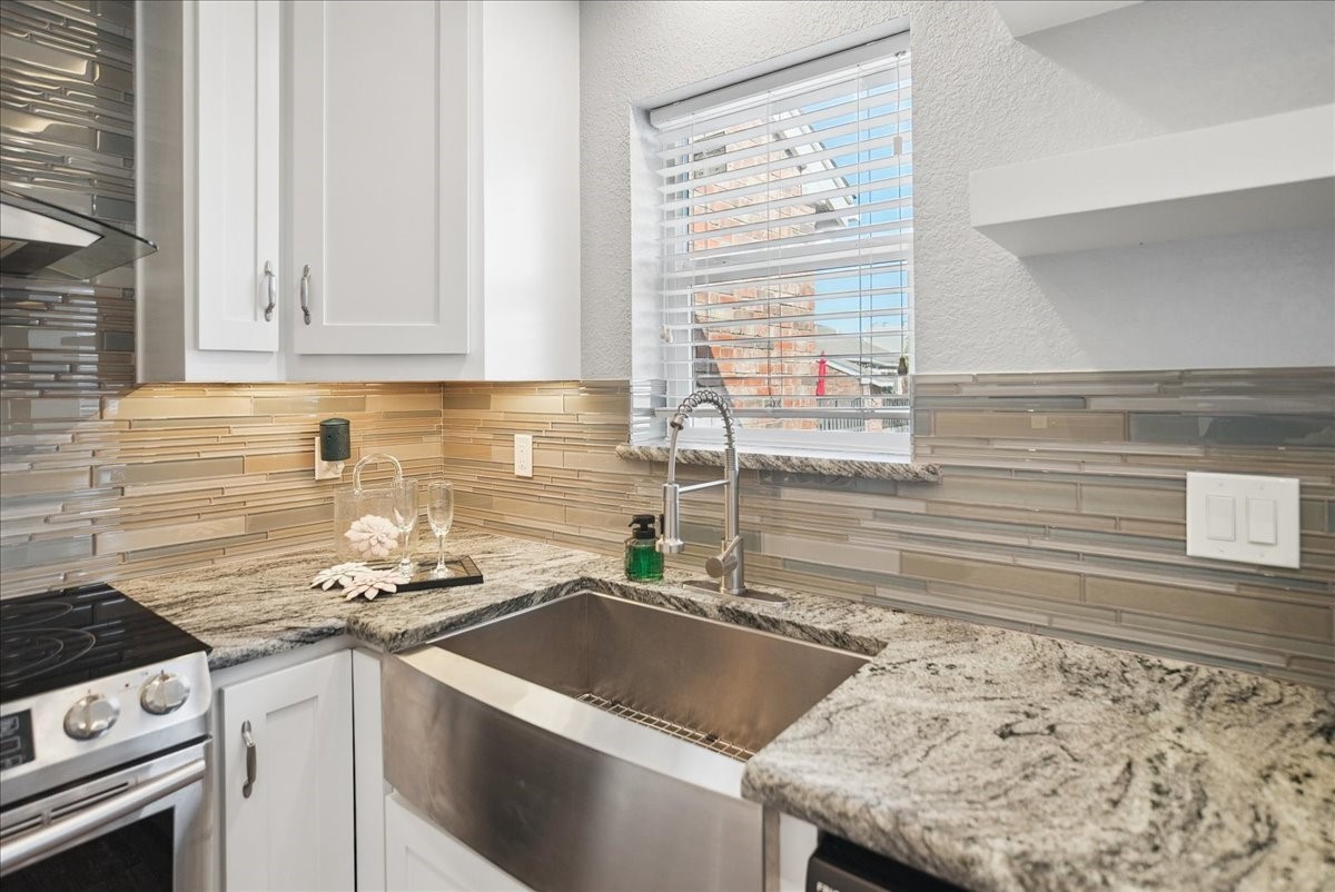 411 Pebble Way 247