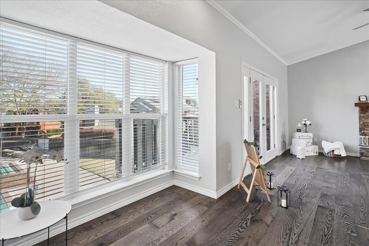 411 Pebble Way 247