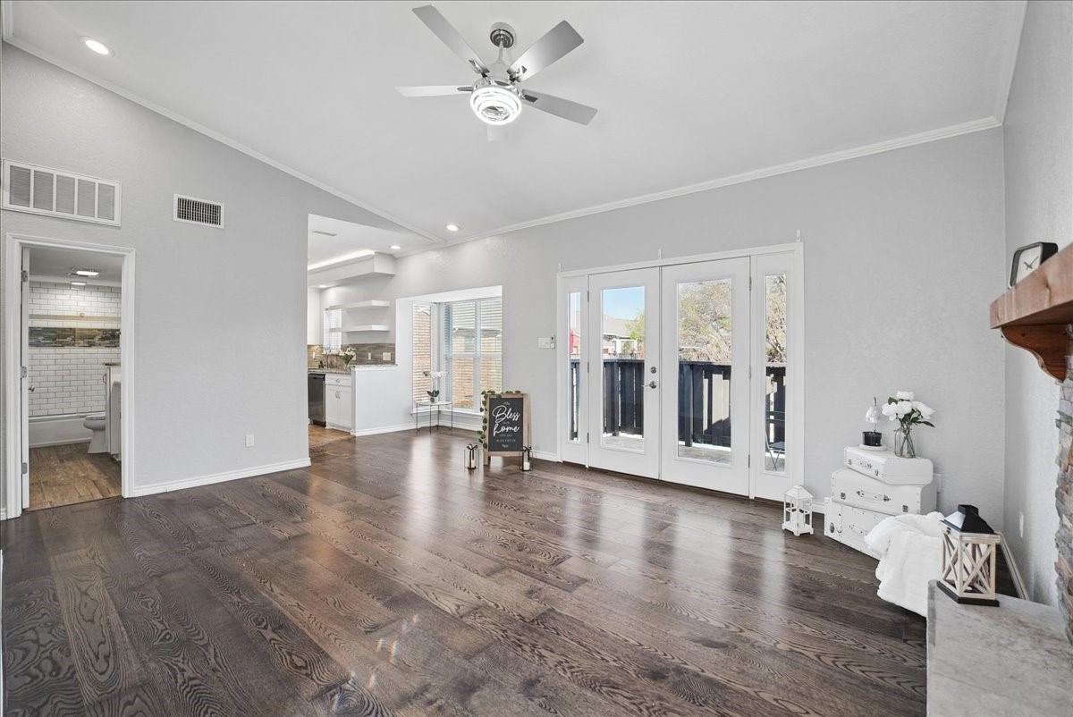 411 Pebble Way 247