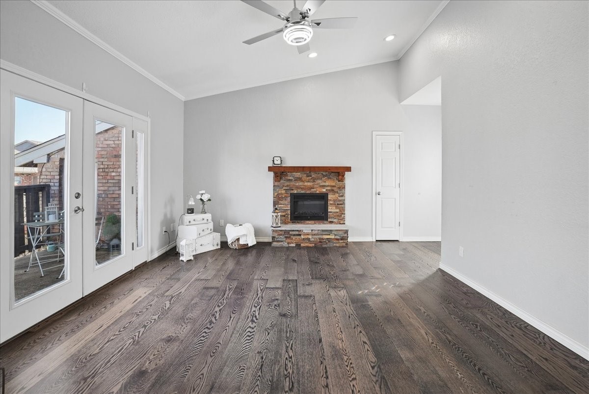 411 Pebble Way 247