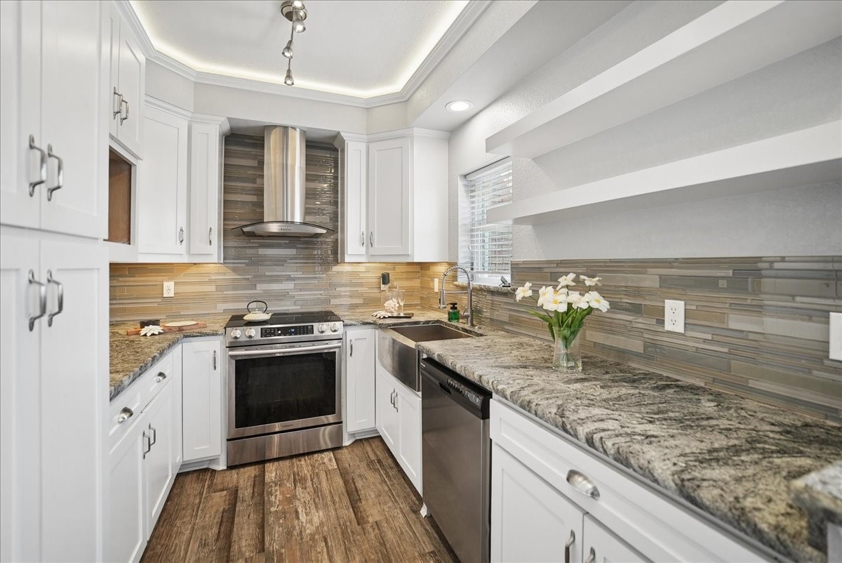 411 Pebble Way 247