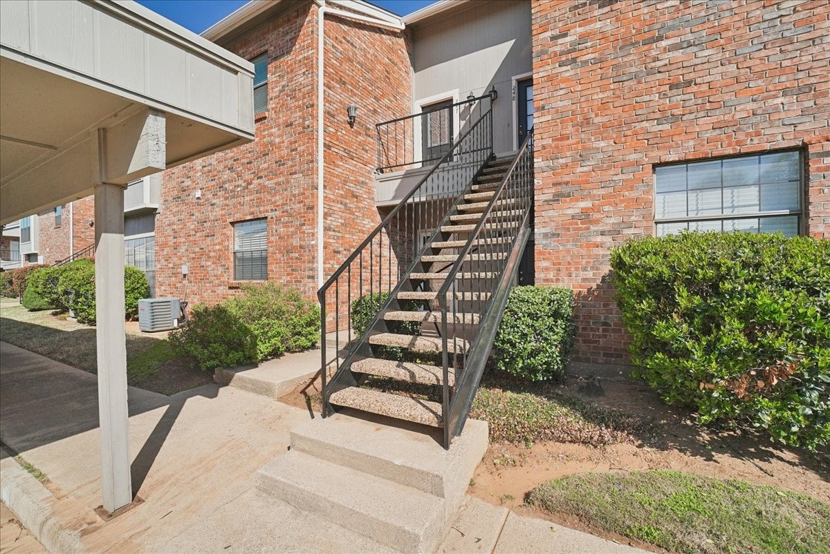 411 Pebble Way 247
