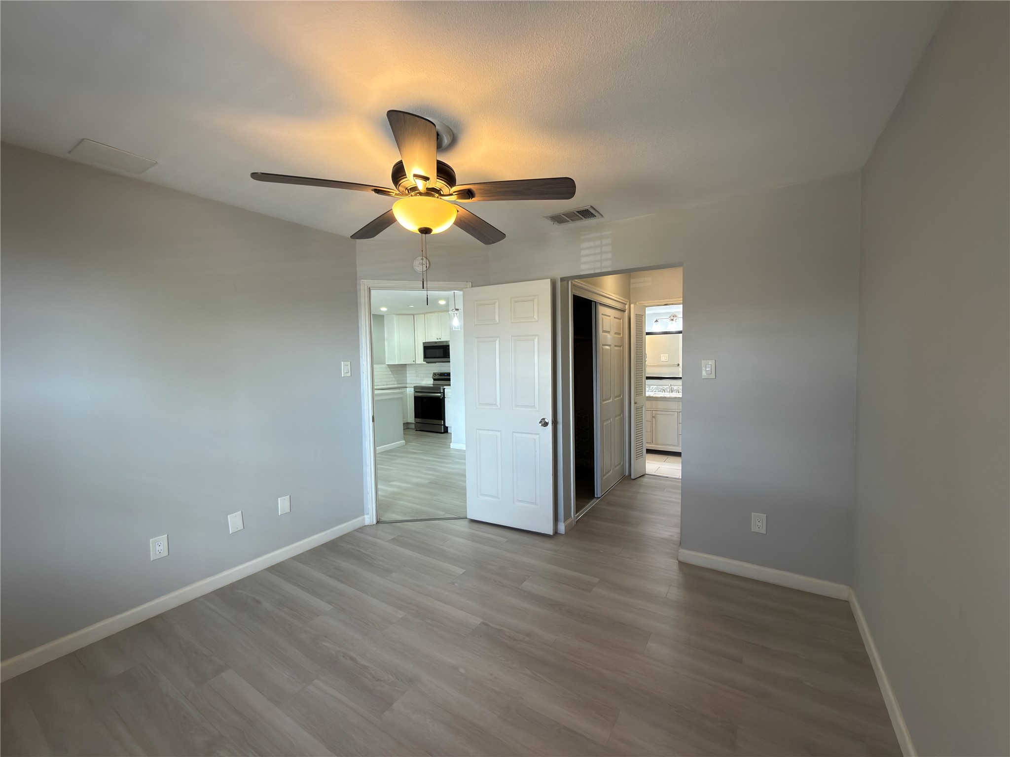 6108 Abrams Road 414