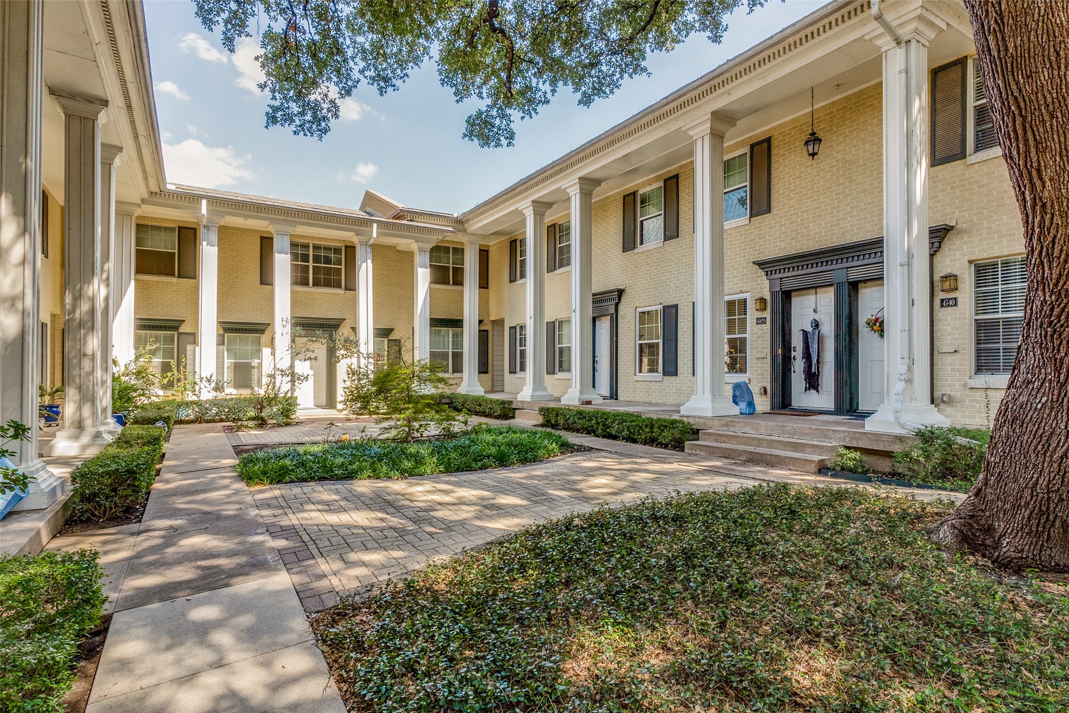 4744 Bradford Drive 4744B