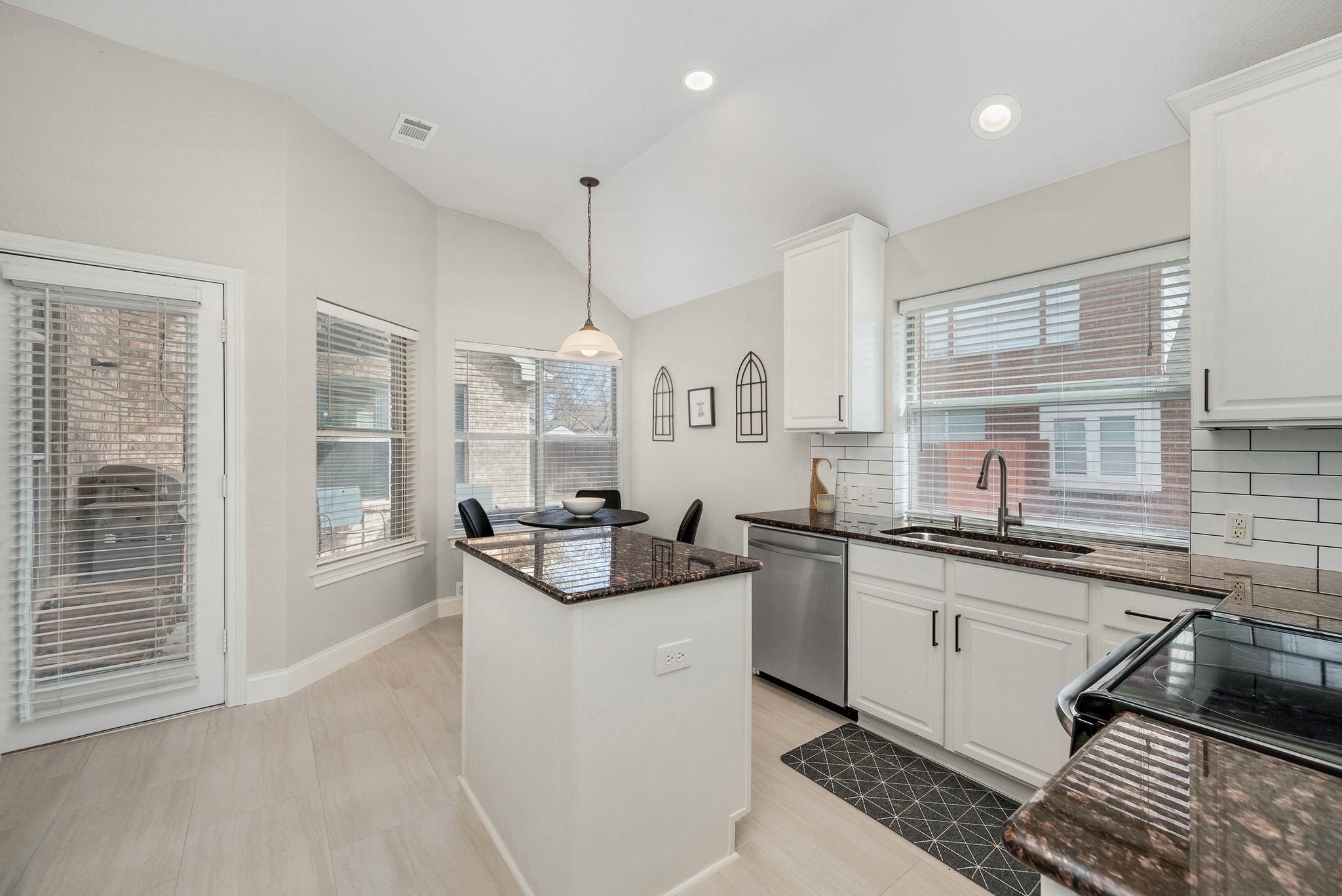 11690 Creekwood Drive