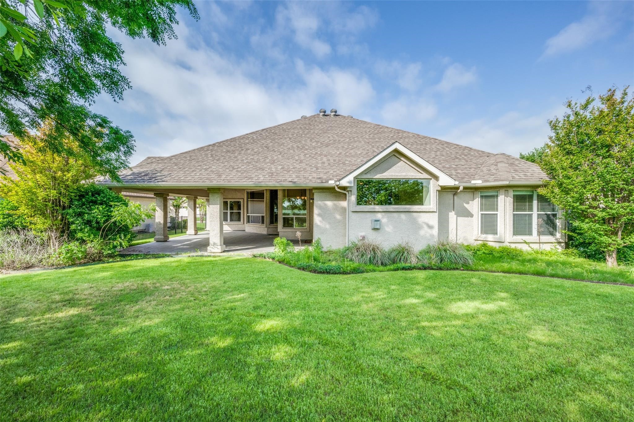 9716 Amber Court