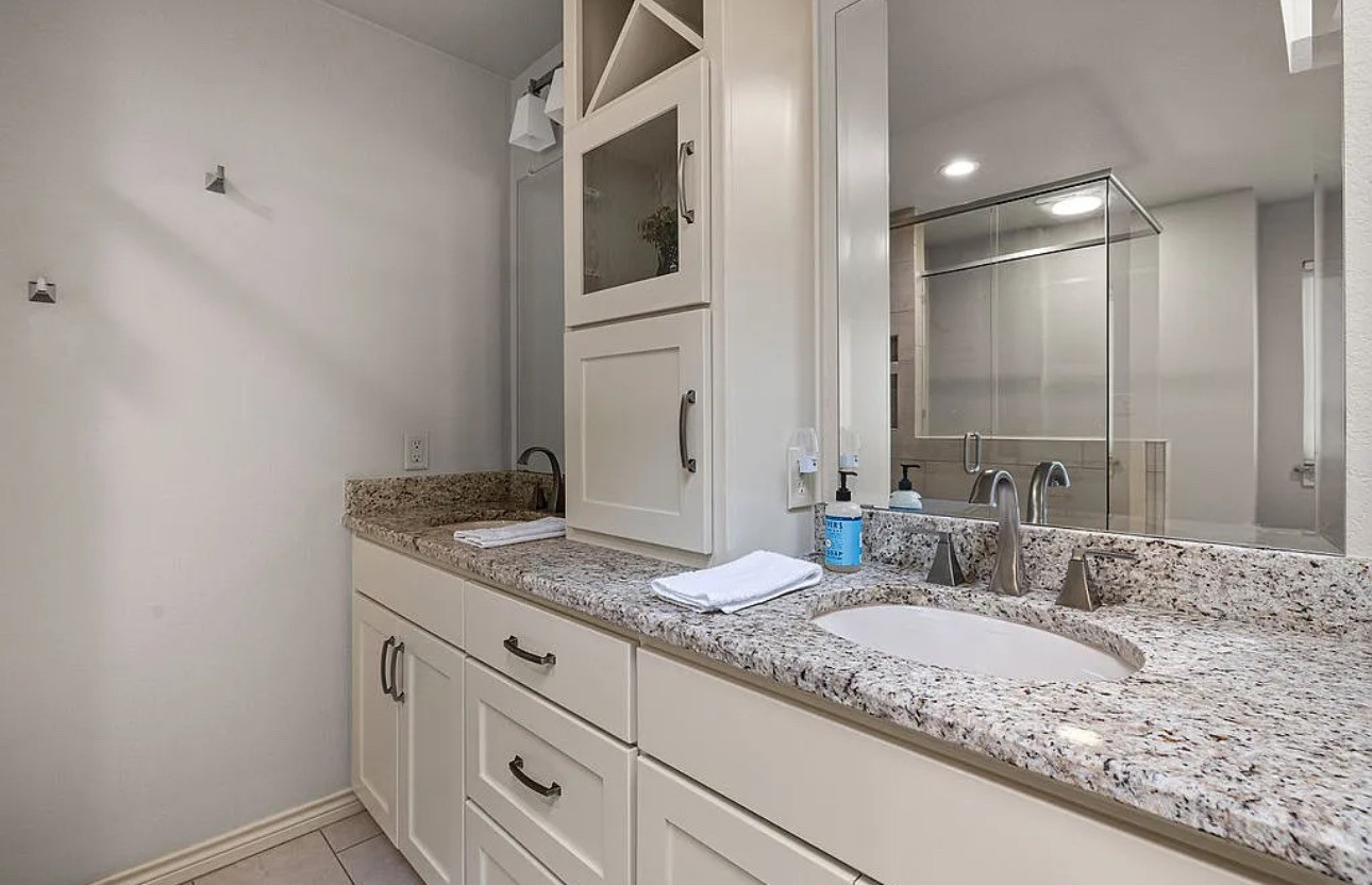 3921 Buena Vista Circle