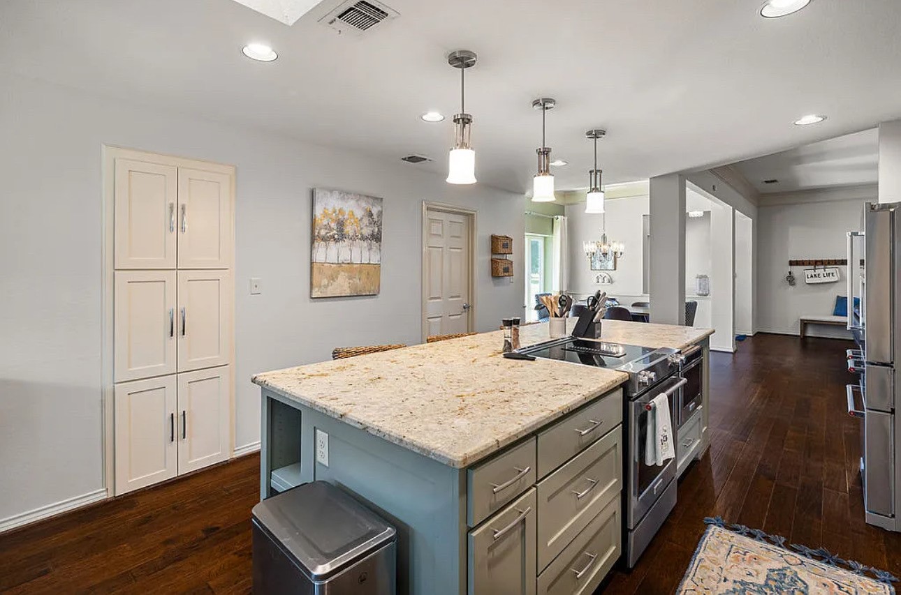 3921 Buena Vista Circle