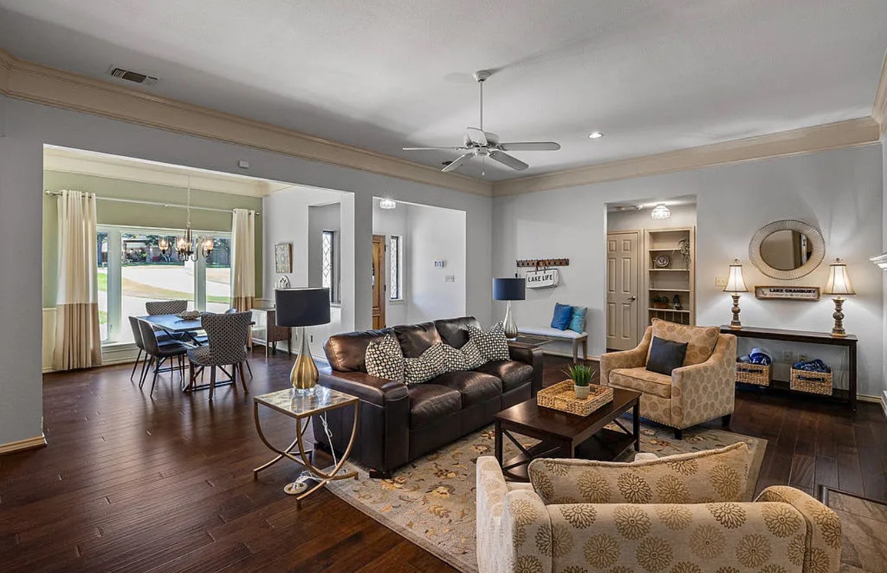 3921 Buena Vista Circle