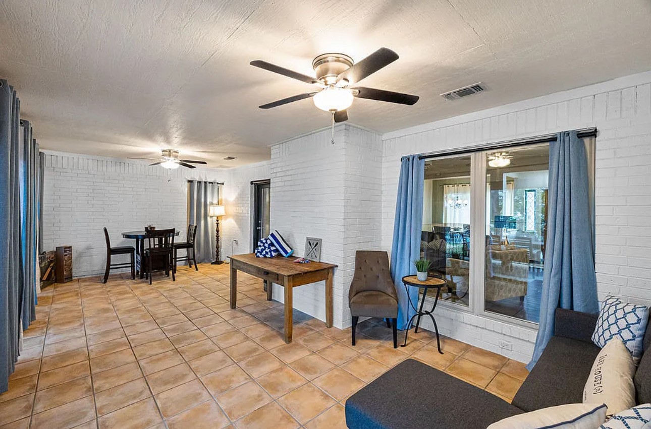 3921 Buena Vista Circle