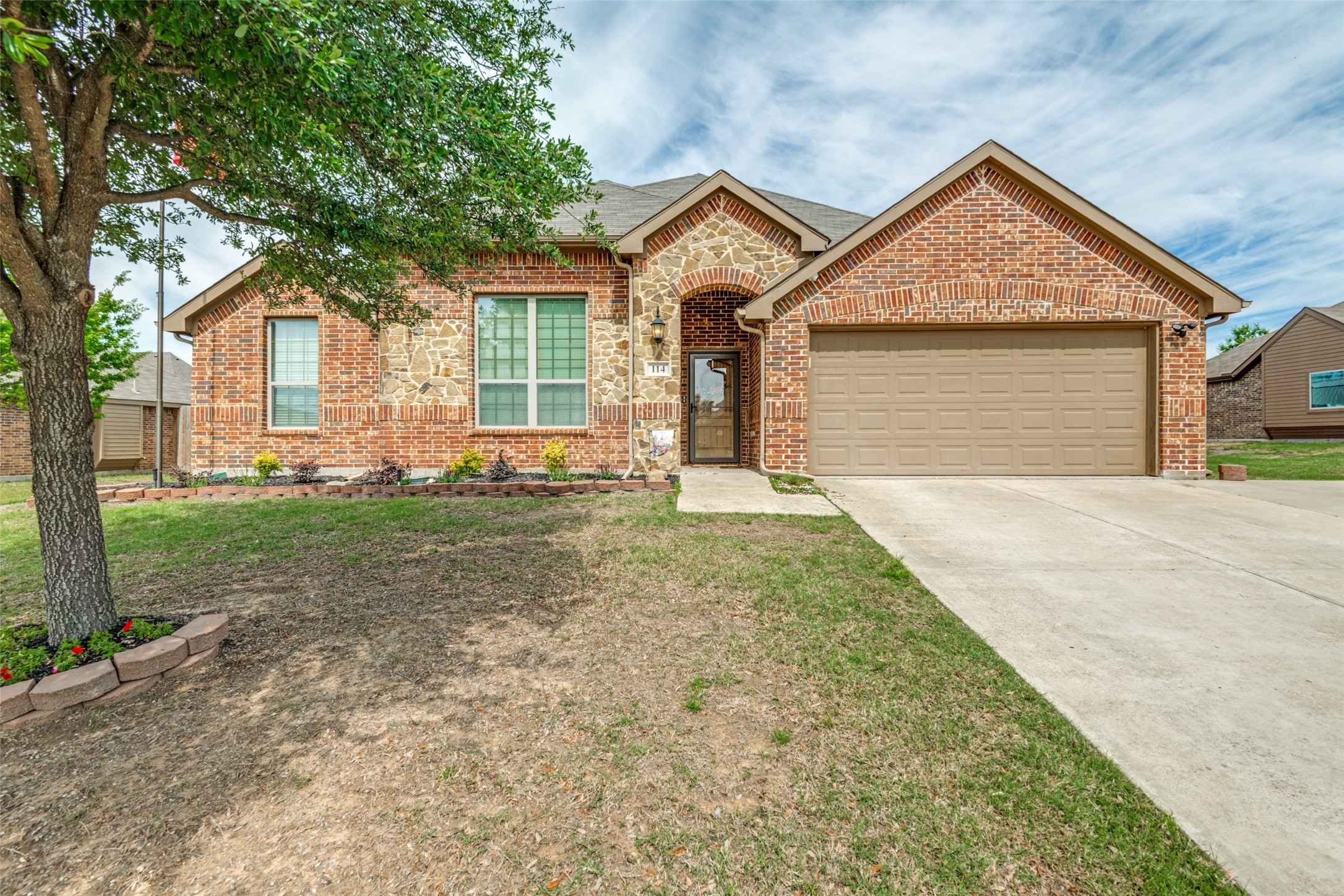 114 Hillcrest Way