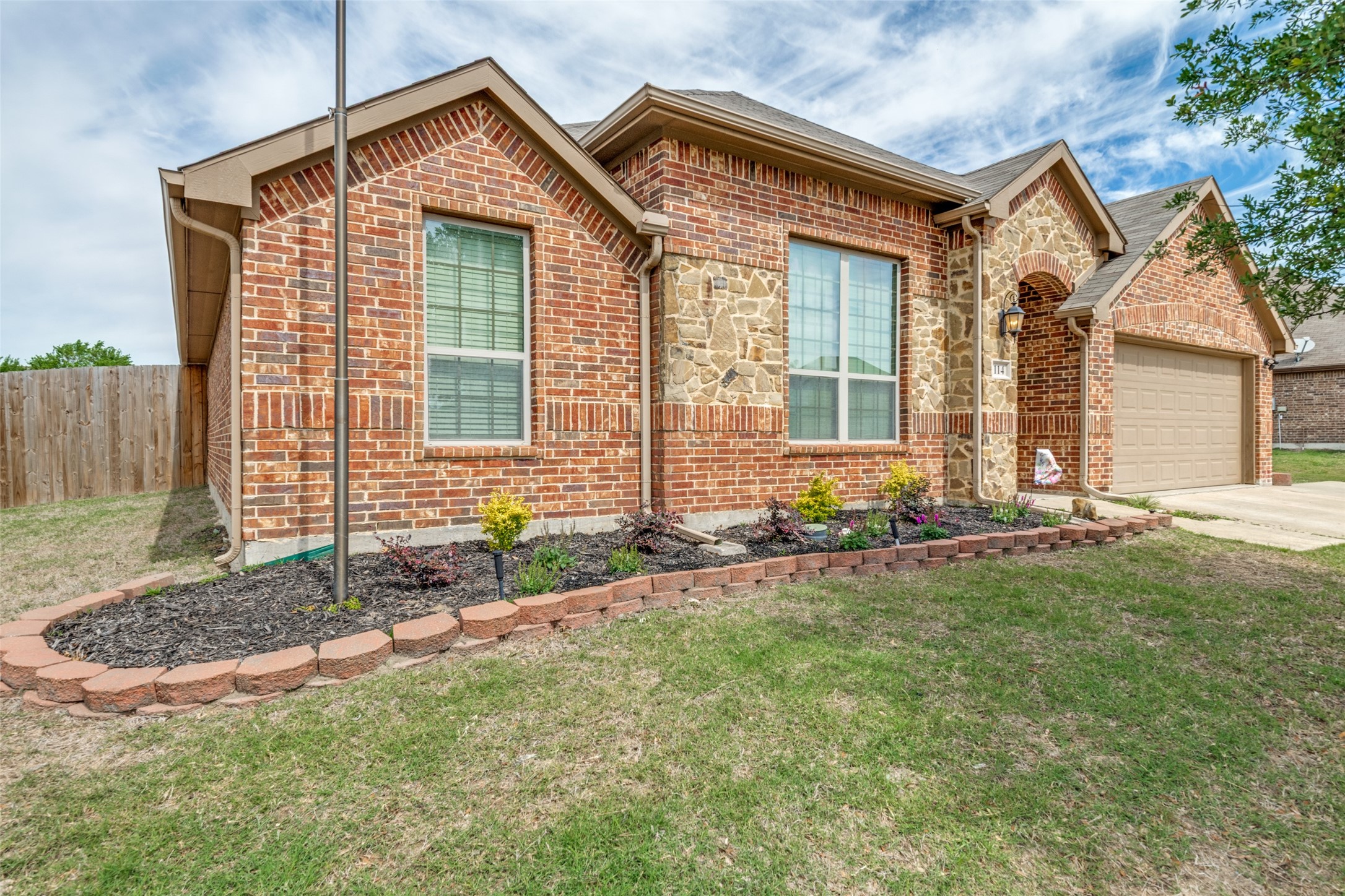 114 Hillcrest Way