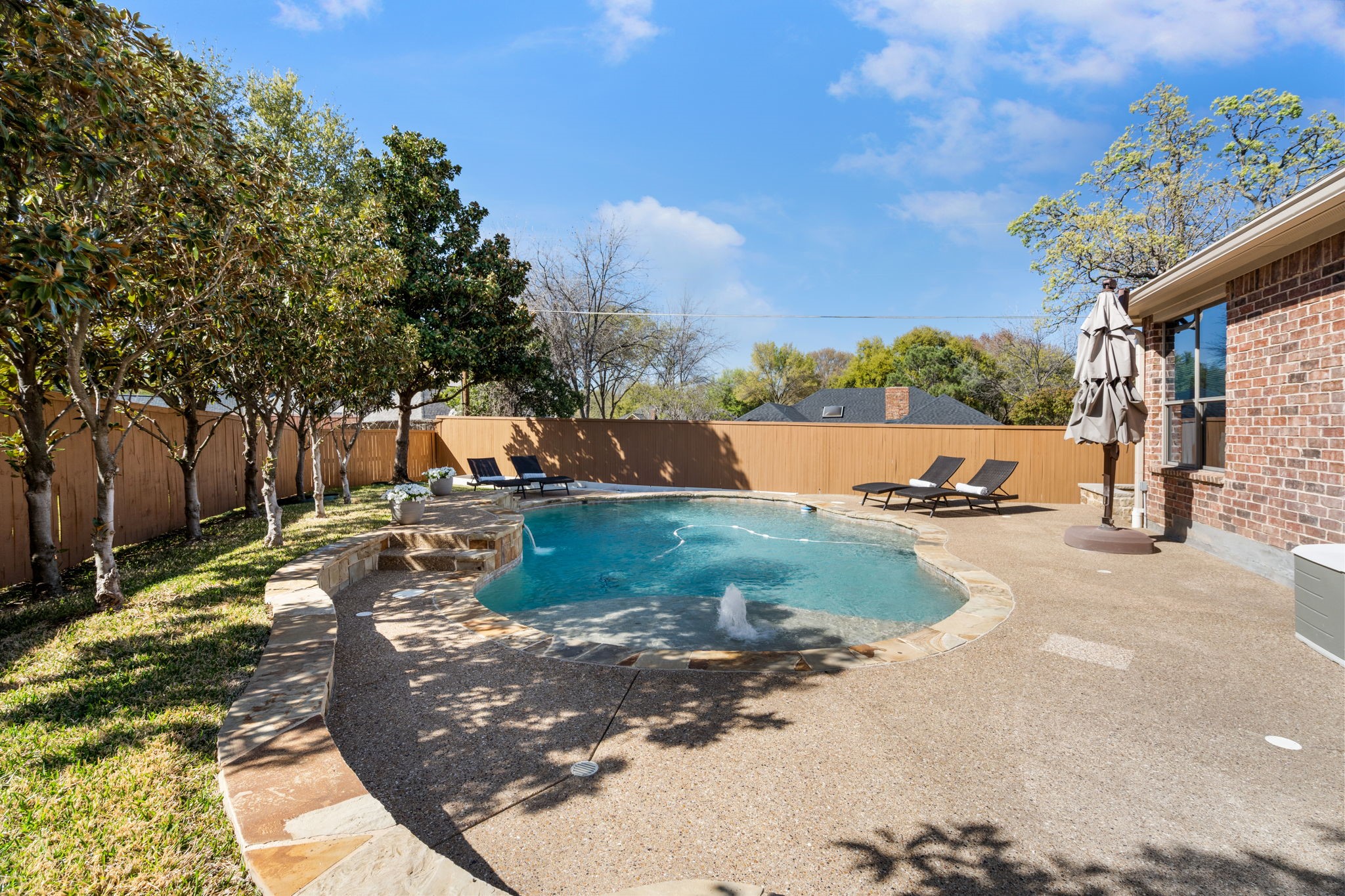6012 Milan Court