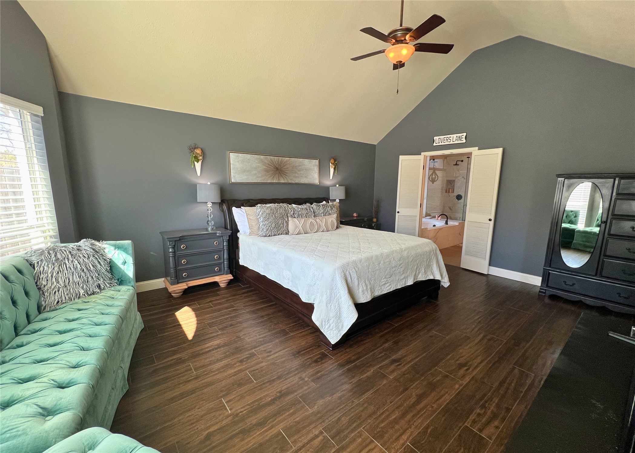 6836 Dogwood Lane