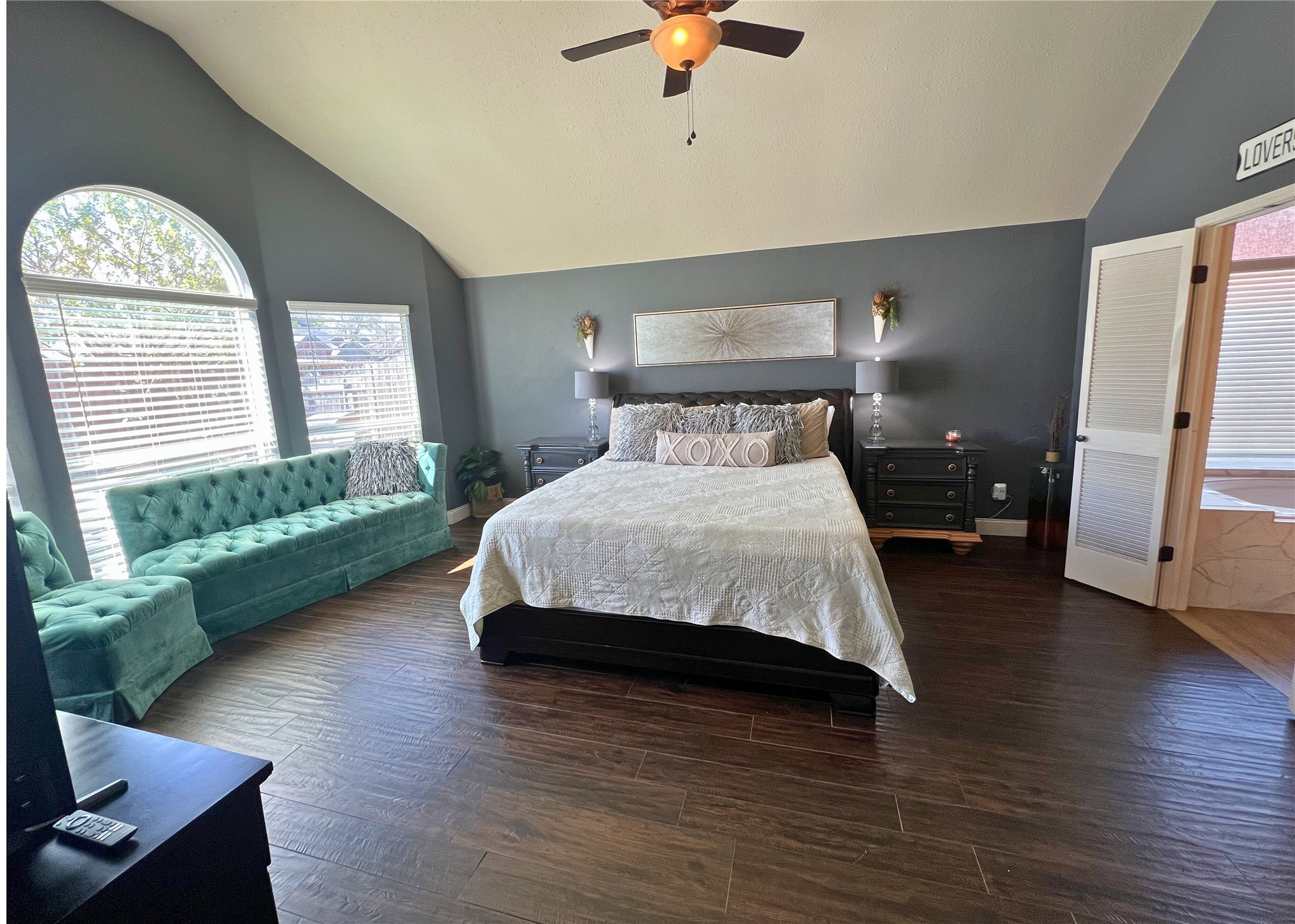 6836 Dogwood Lane