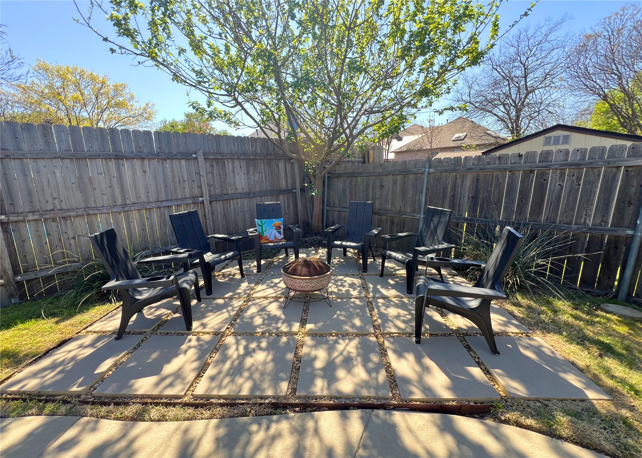 6836 Dogwood Lane