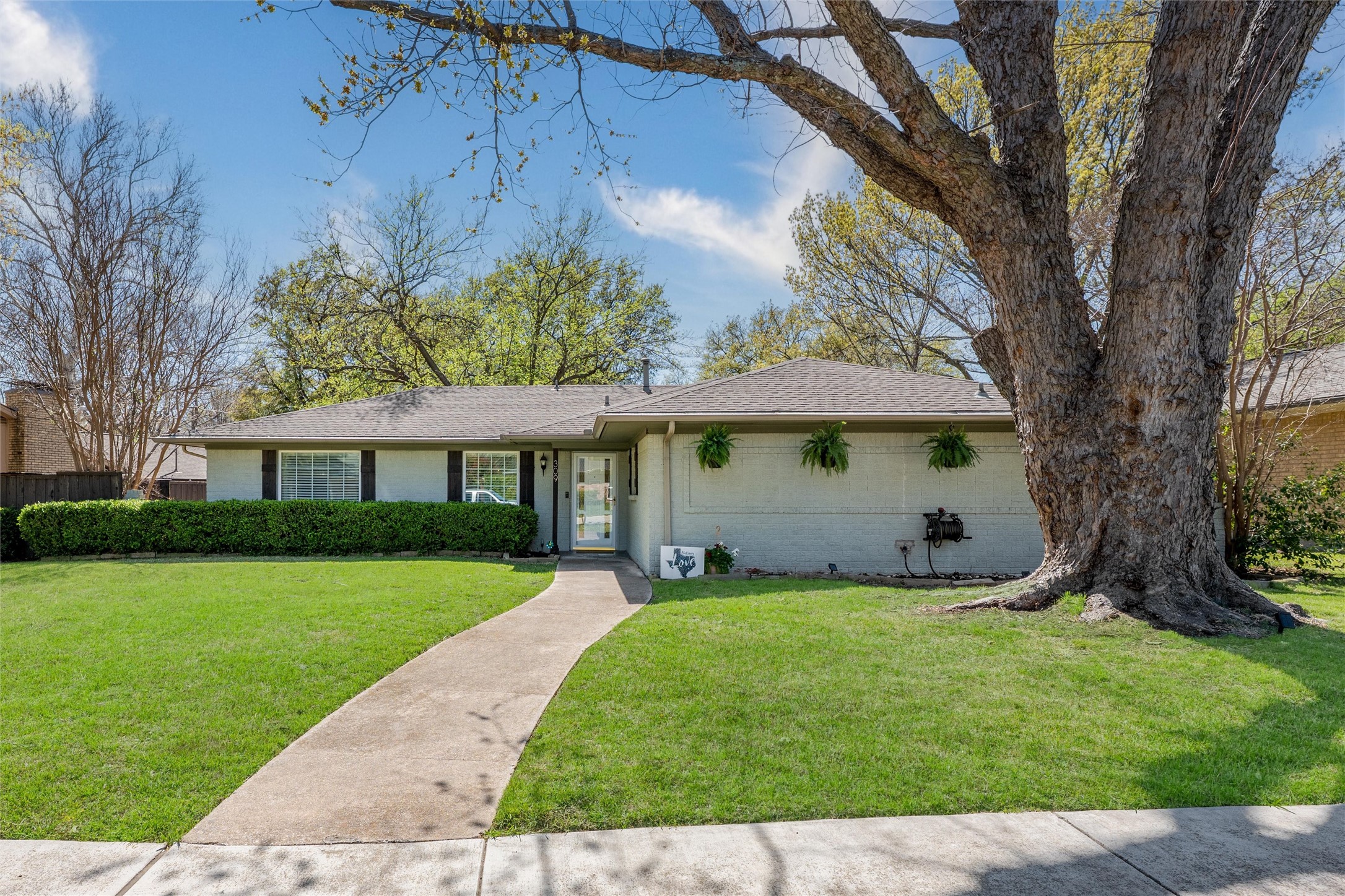 309 Northwood Drive