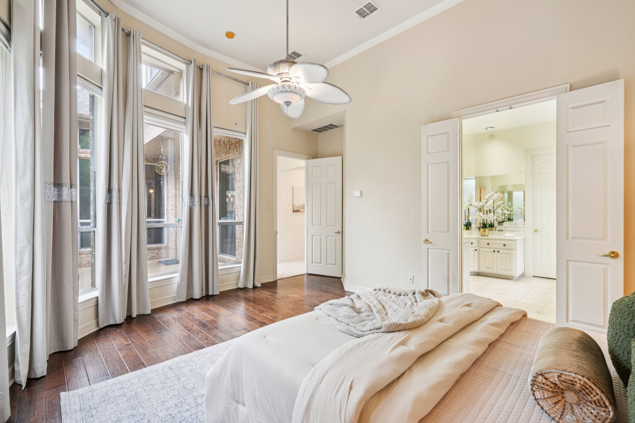 701 Edgewood Drive
