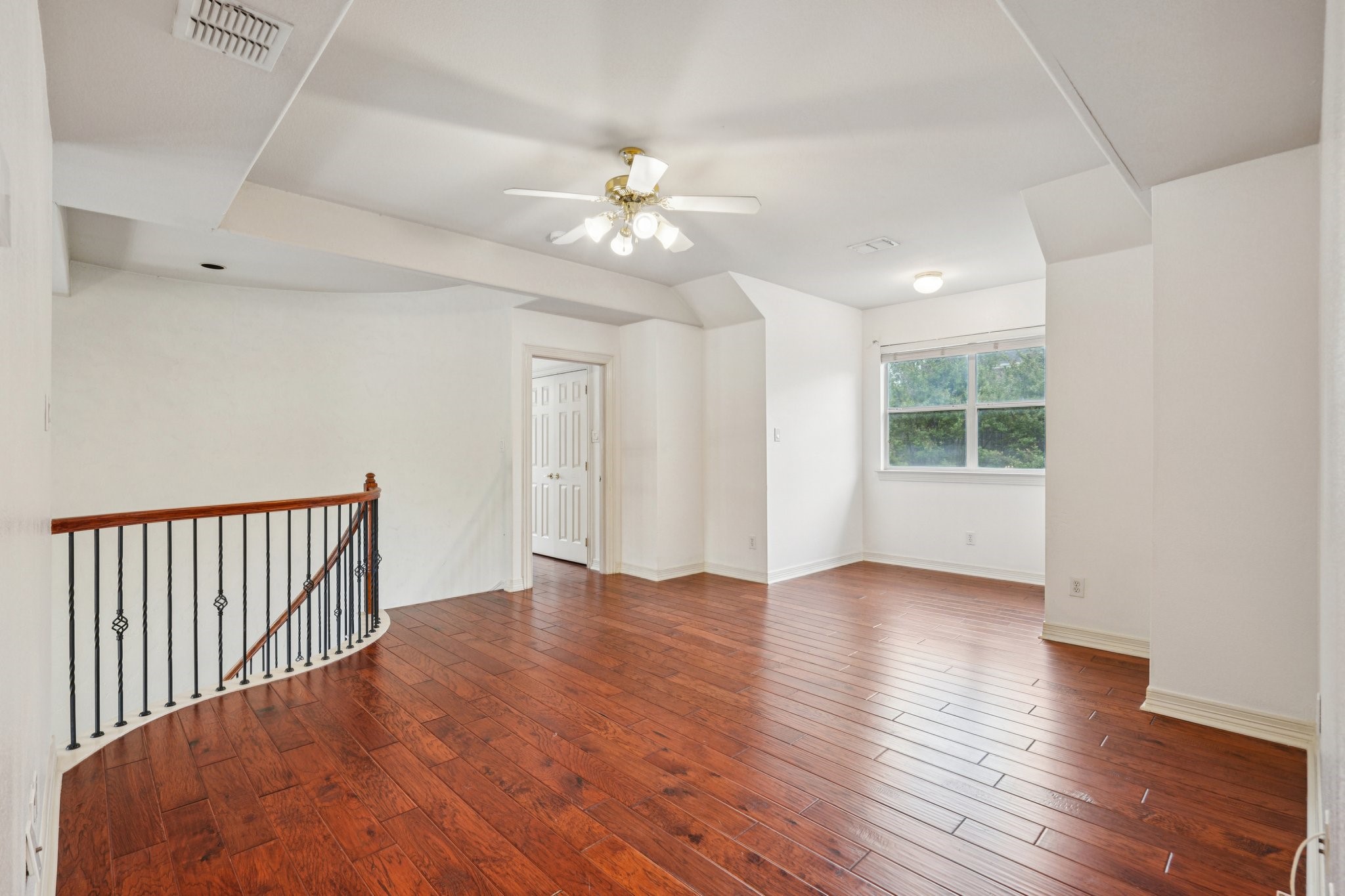 701 Edgewood Drive