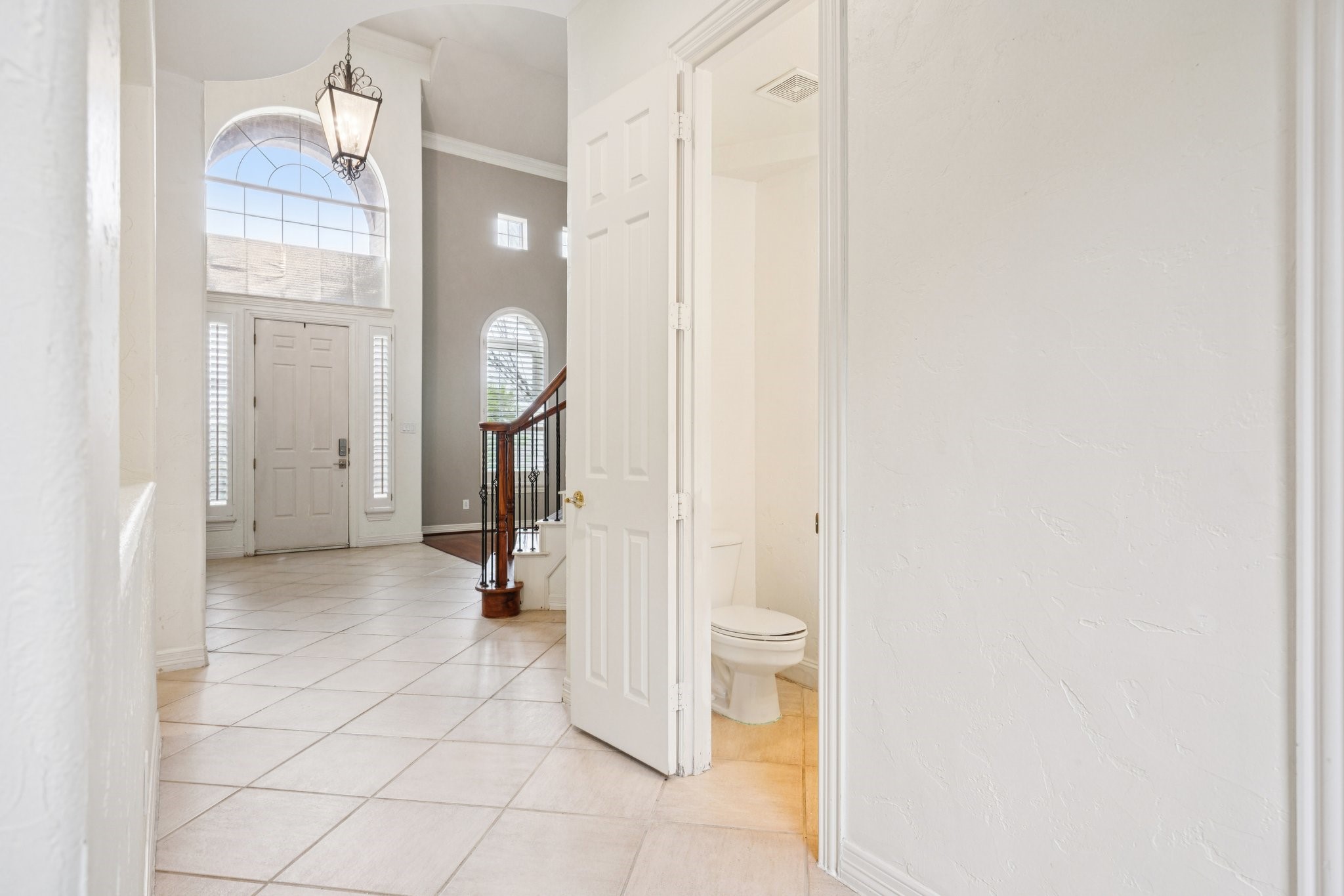 701 Edgewood Drive