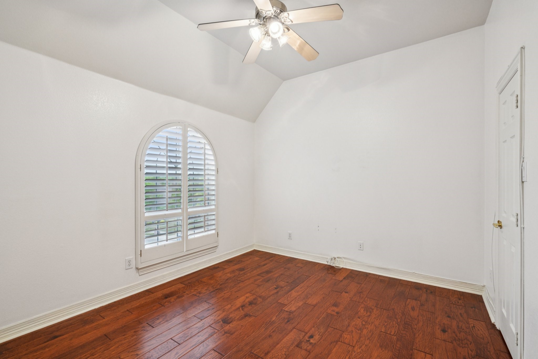 701 Edgewood Drive