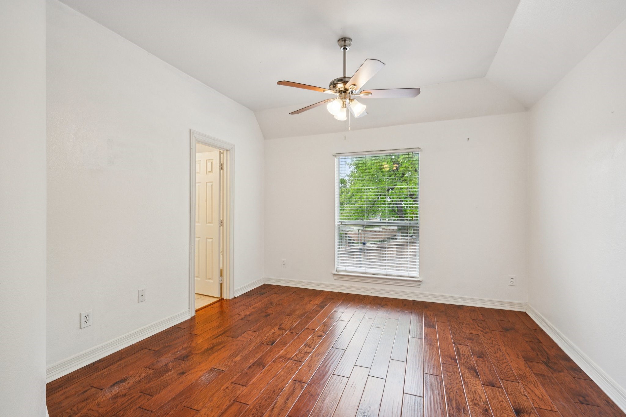 701 Edgewood Drive