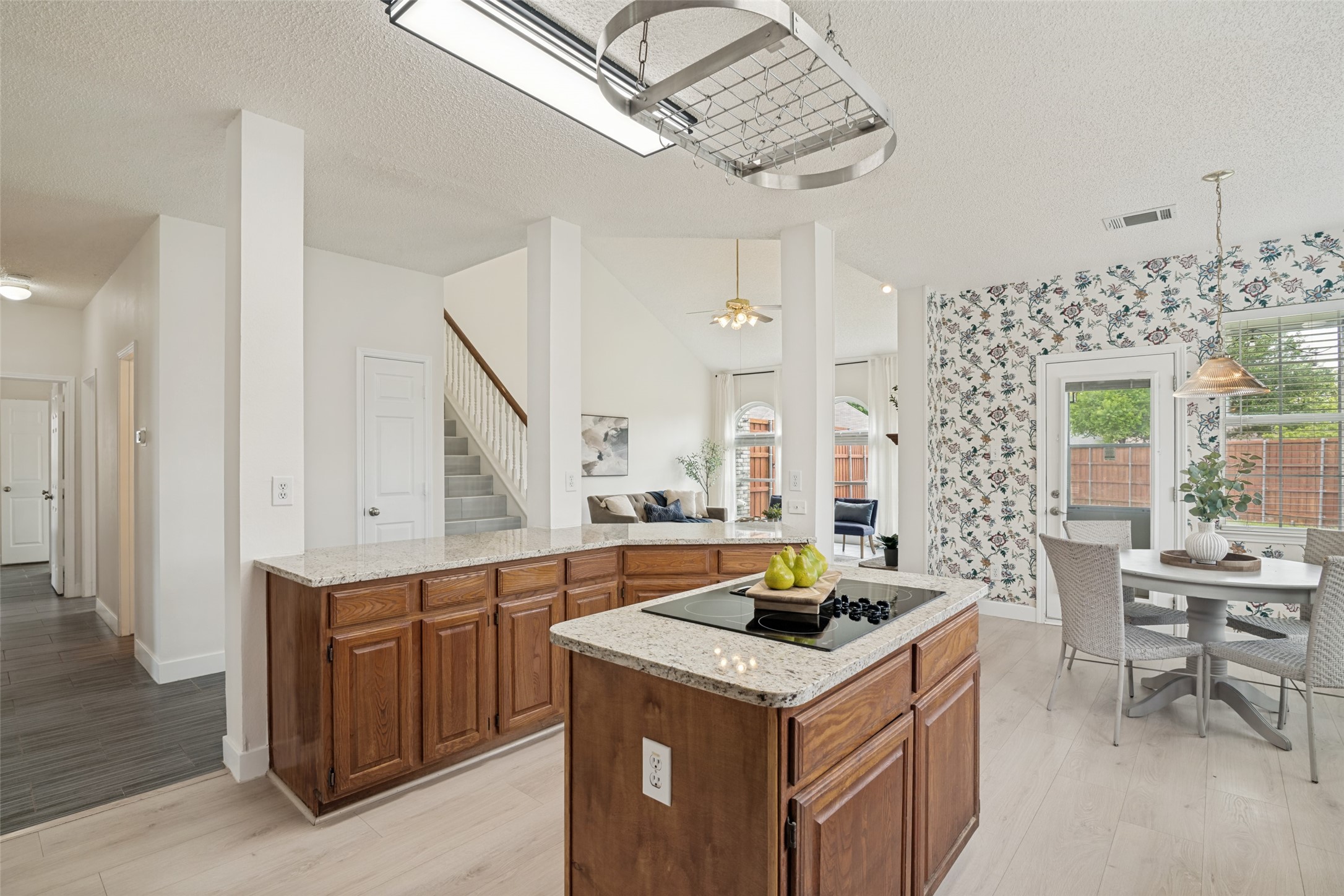 6013 Arden Court