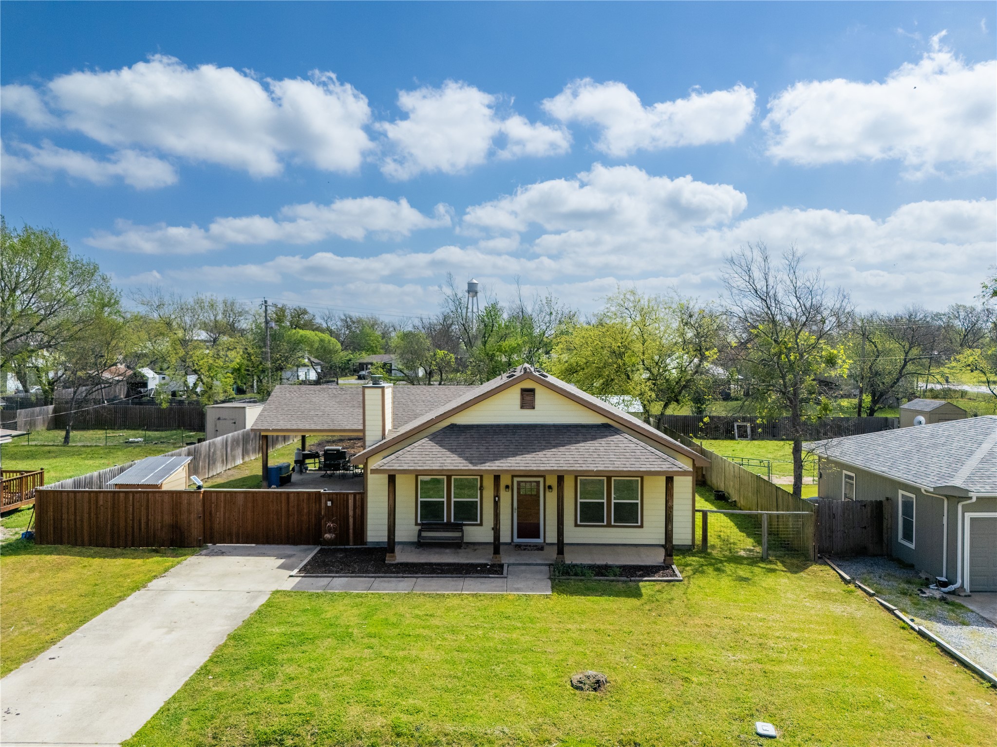 105 S 6th Street