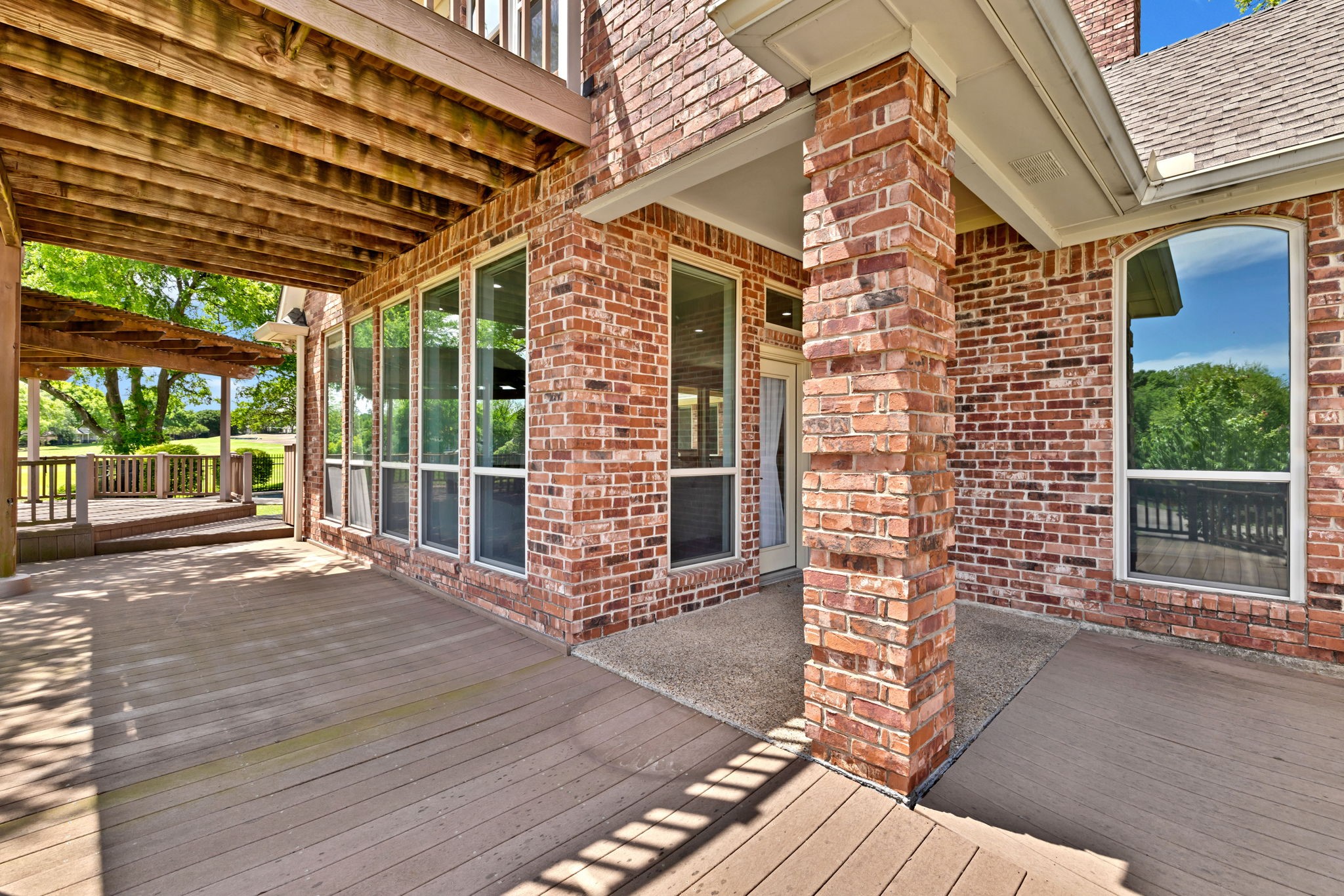 1332 Lakewood Drive