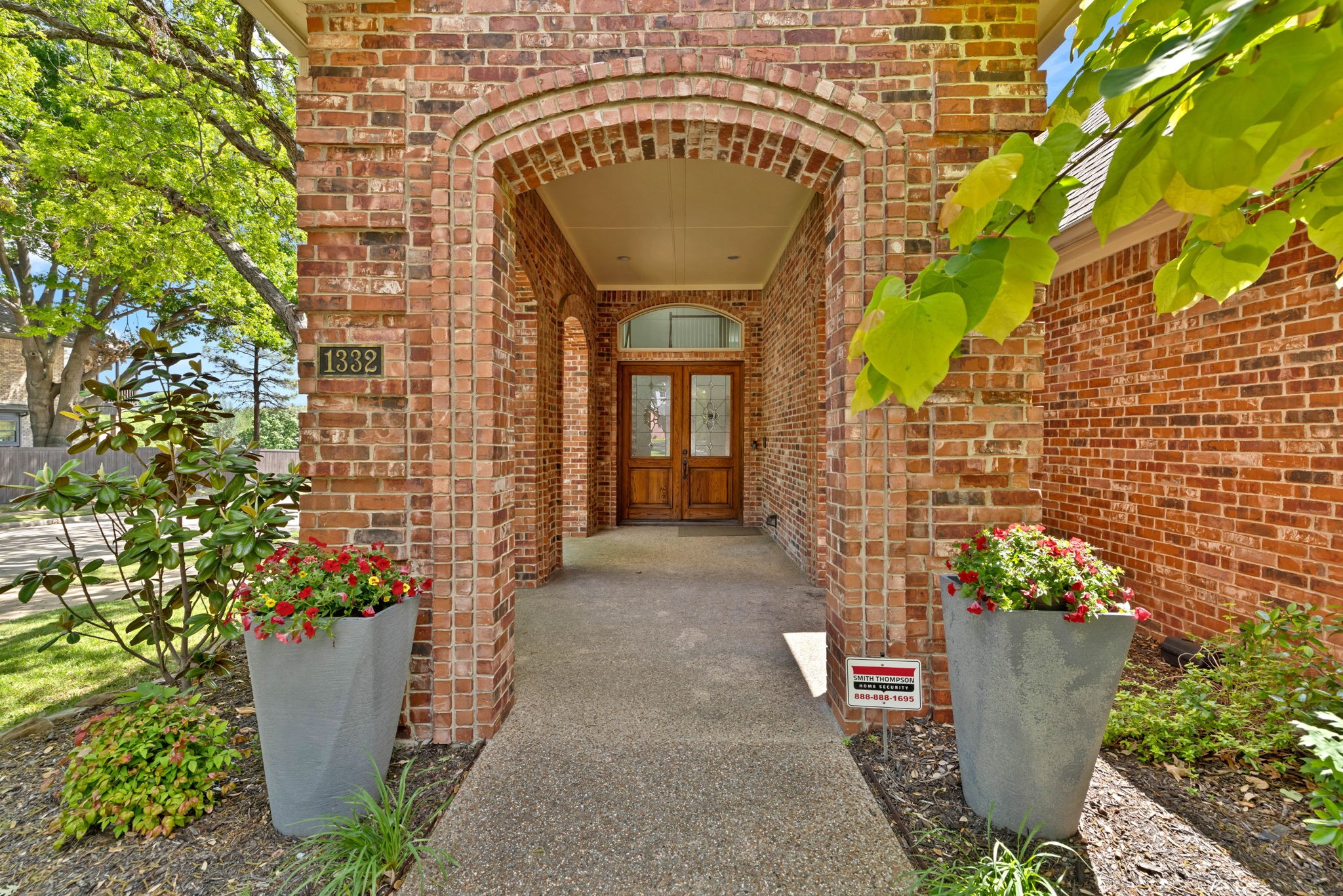 1332 Lakewood Drive